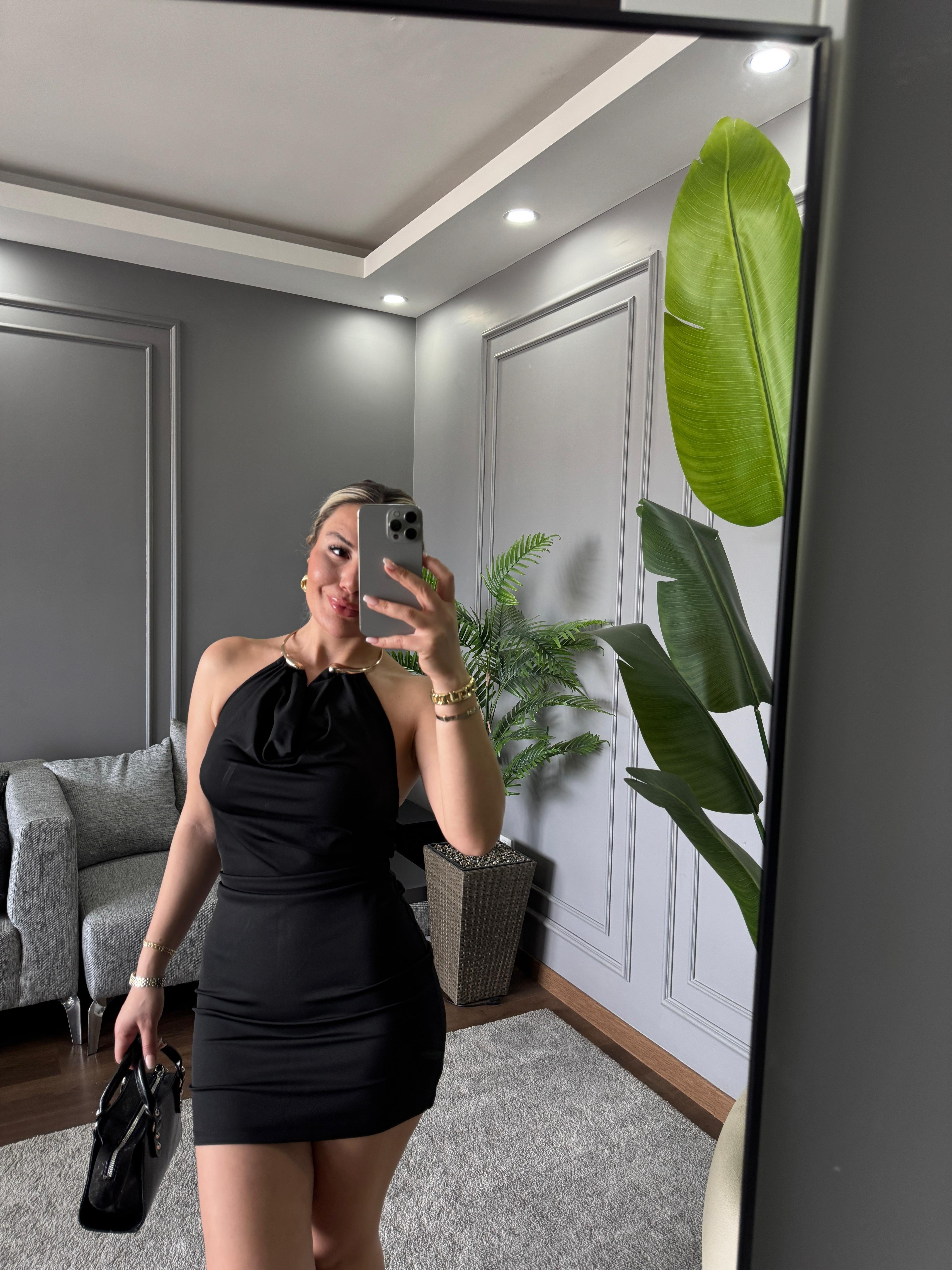 GOLD DETAY MİNİ ELBİSE