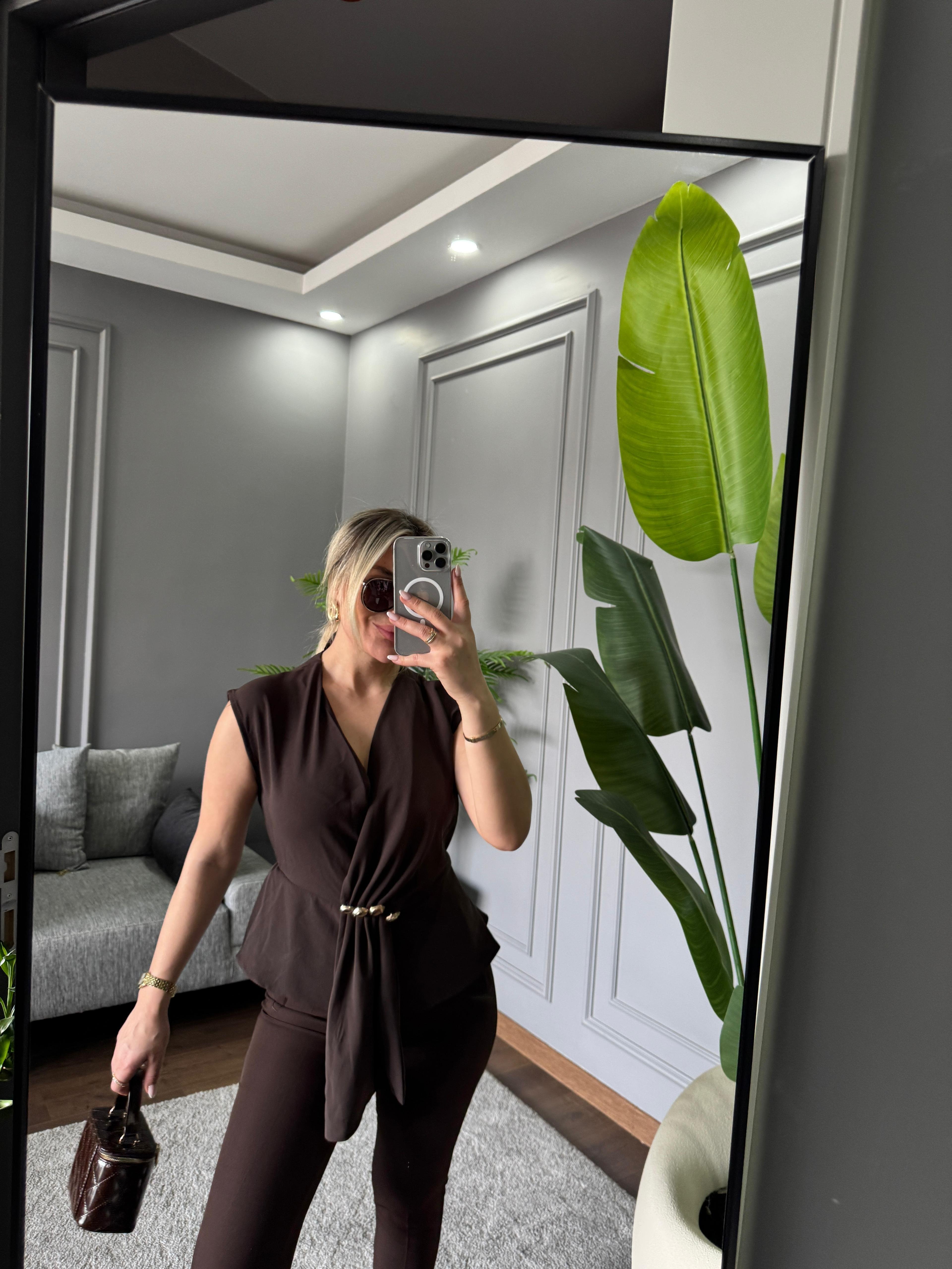 GOLD DETAY ŞIK BLUZ