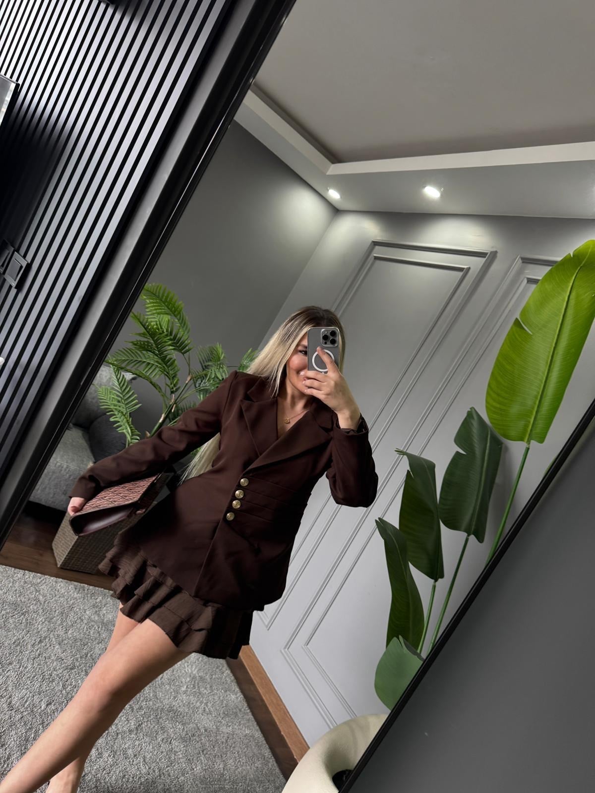GOLD DÜĞME DETAY BLAZER