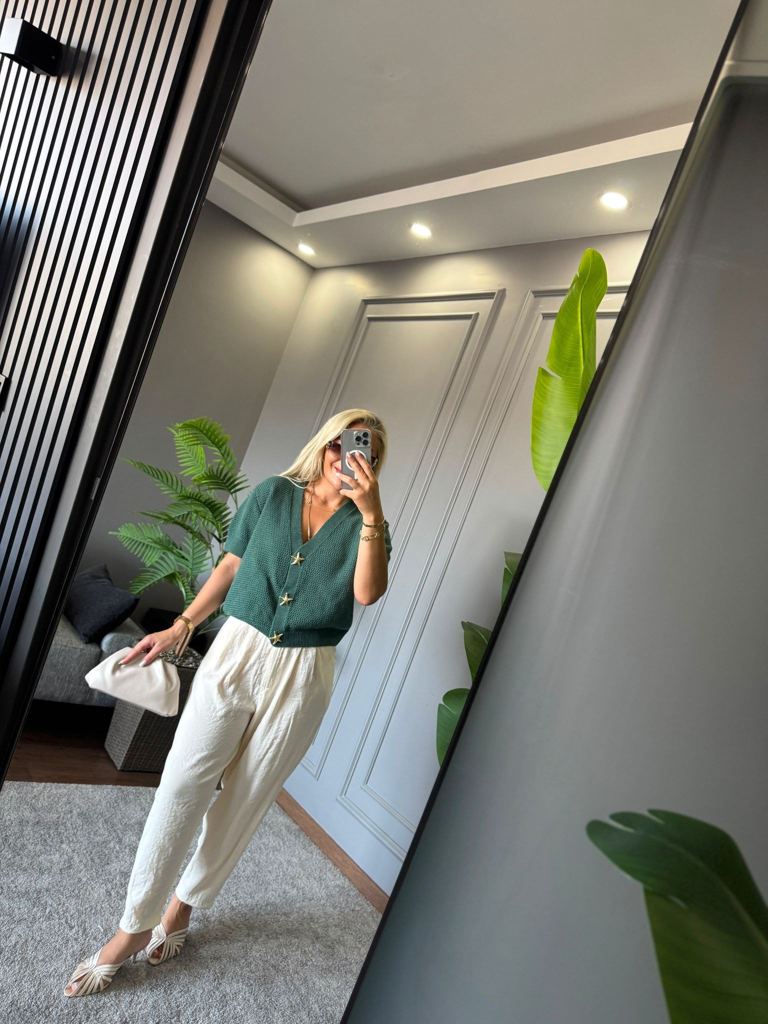 GOLD DÜĞMELİ TRİKO HIRKA