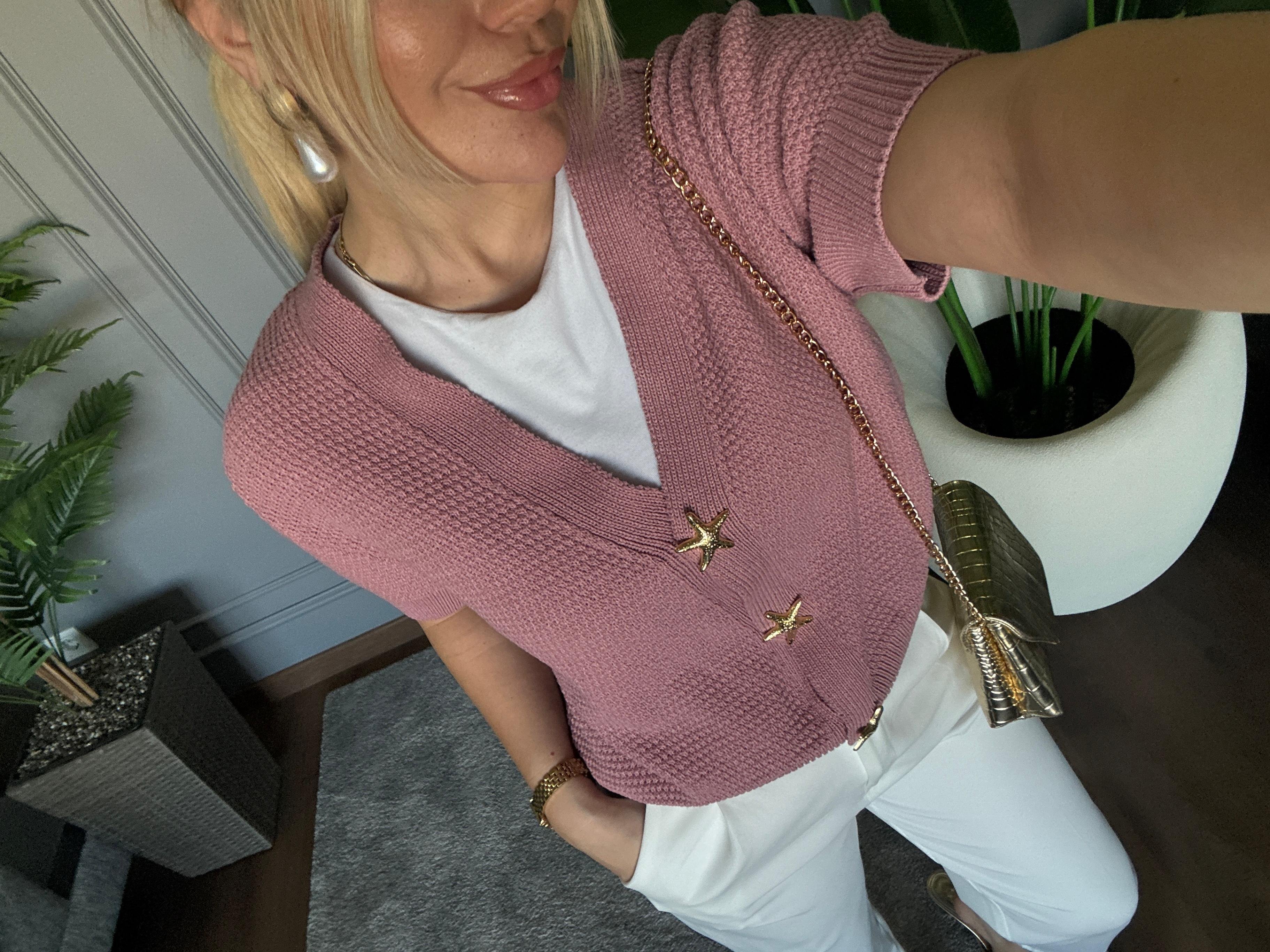 GOLD DUĞMELİ TRİKO HIRKA