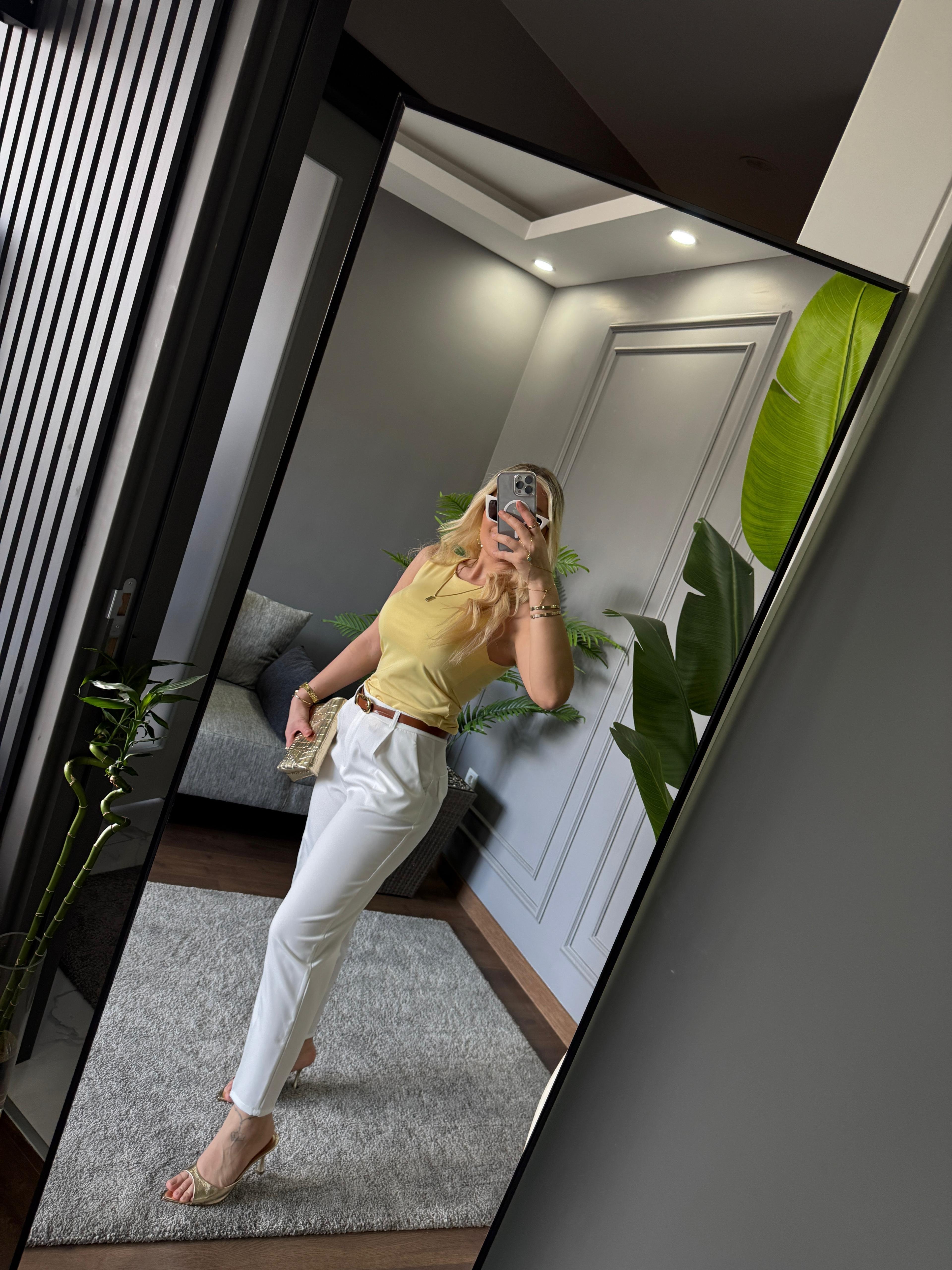 KEMERLİ KUMAŞ PANTOLON 