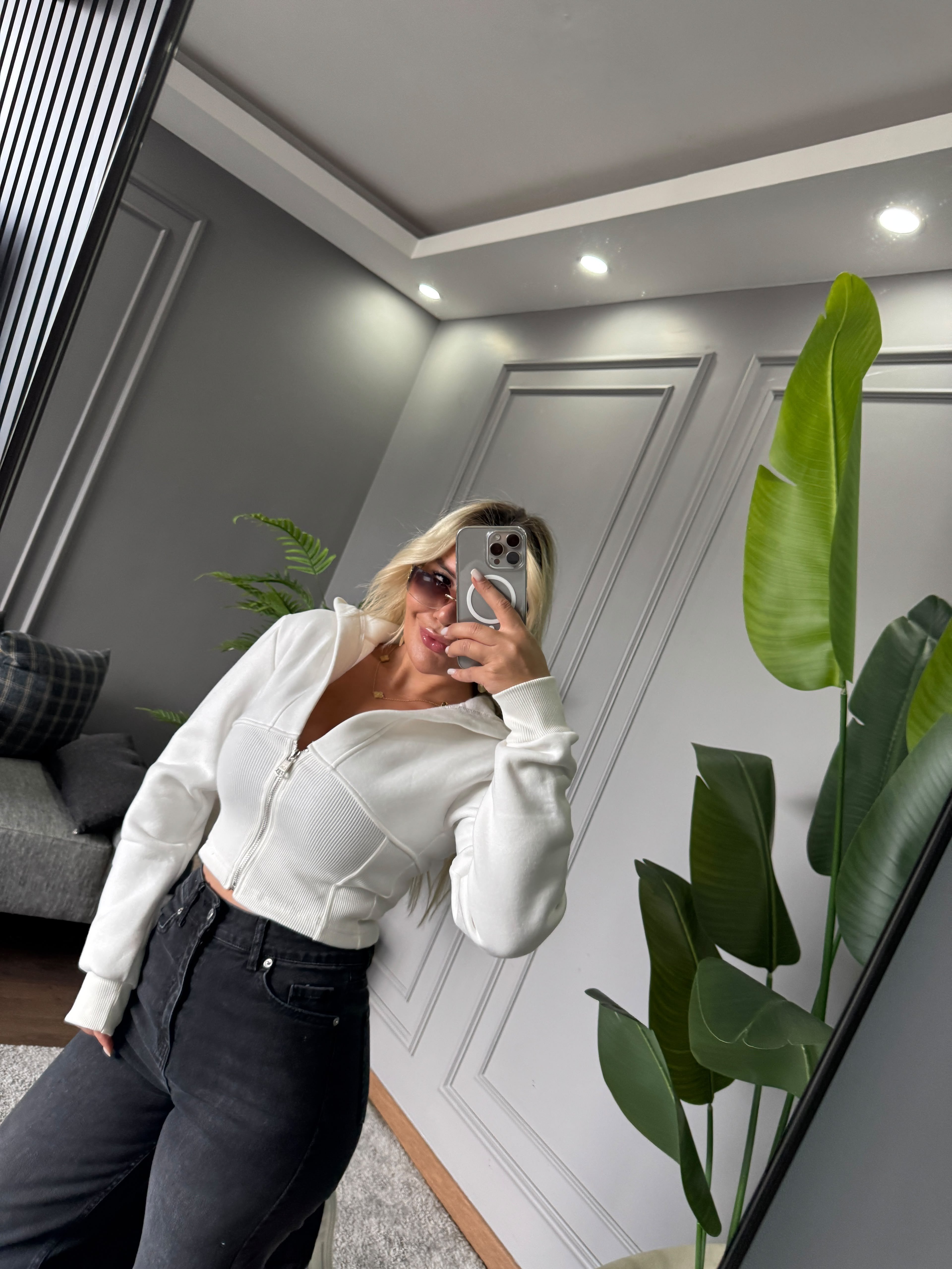 KISA HIRKA