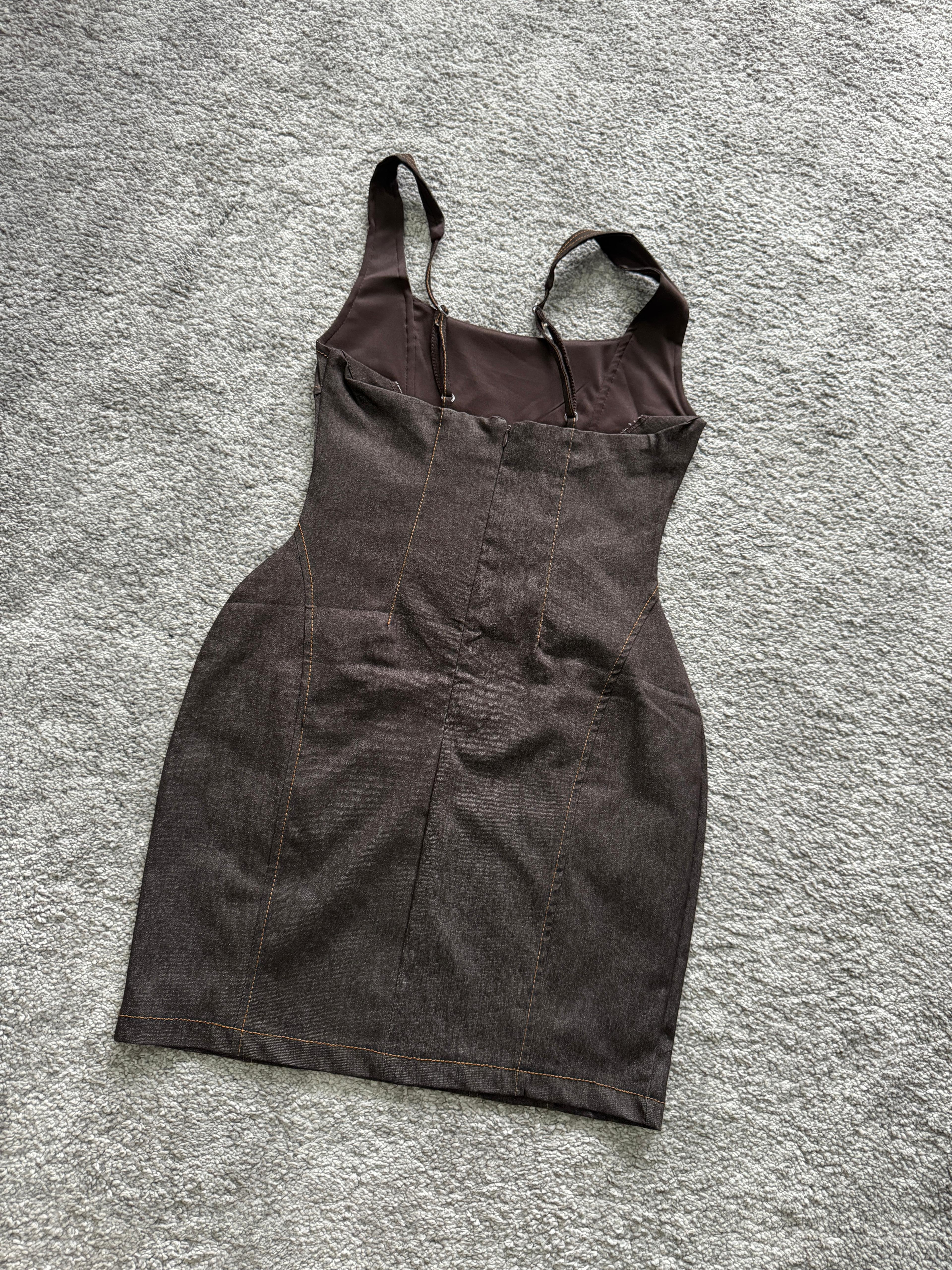 MİNİ ASKILI KOT ELBİSE