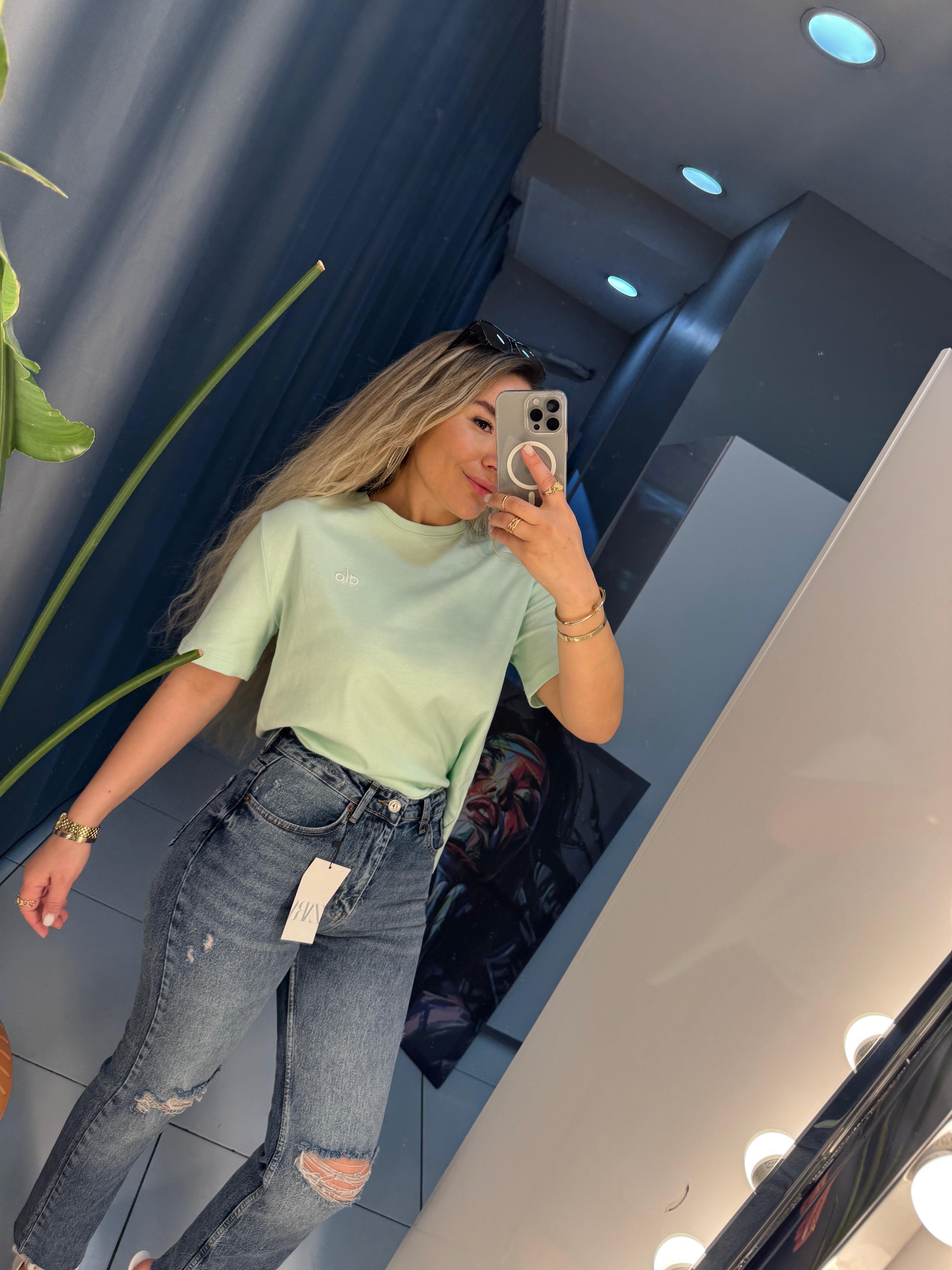 mom jean