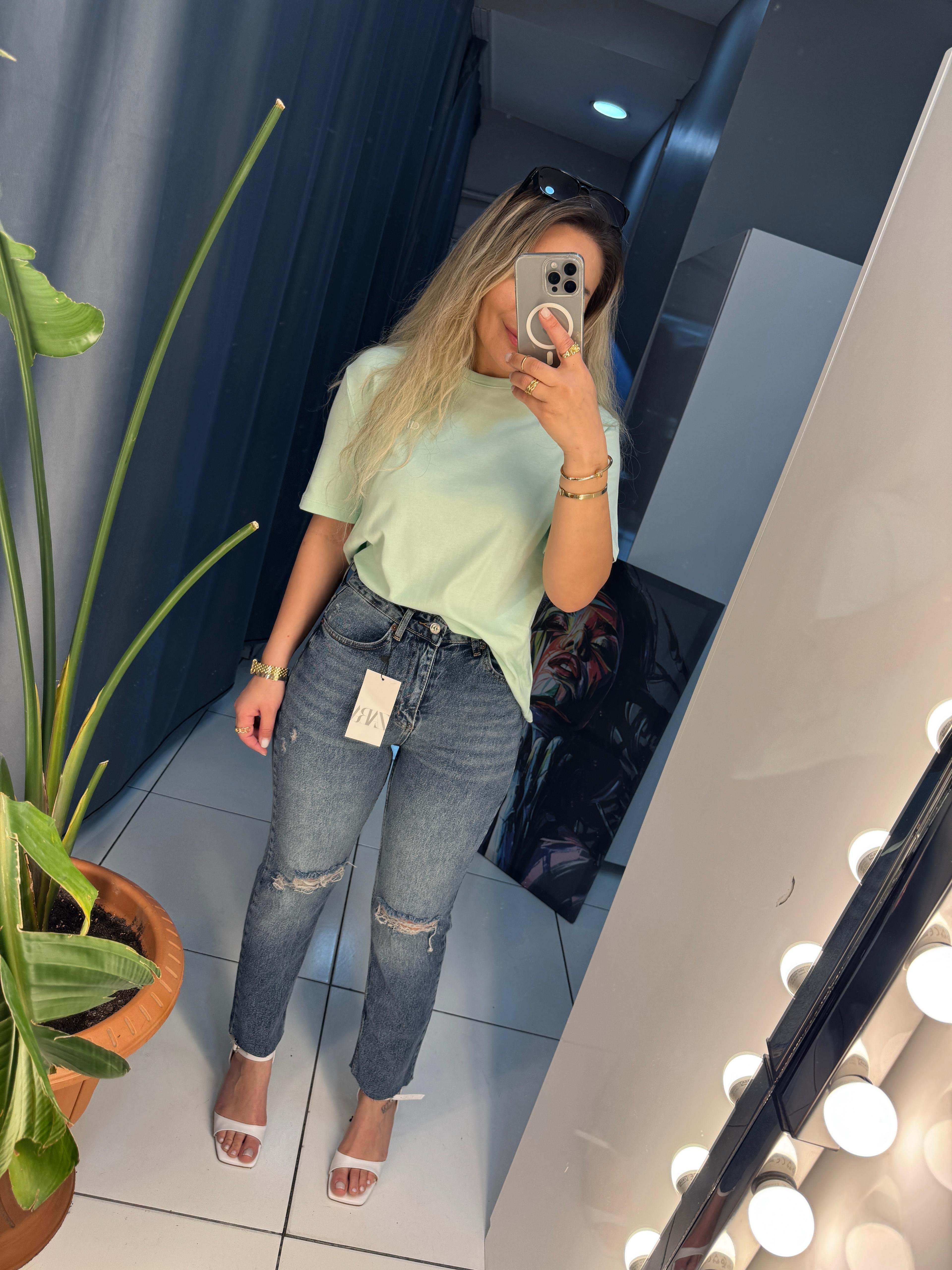 mom jean