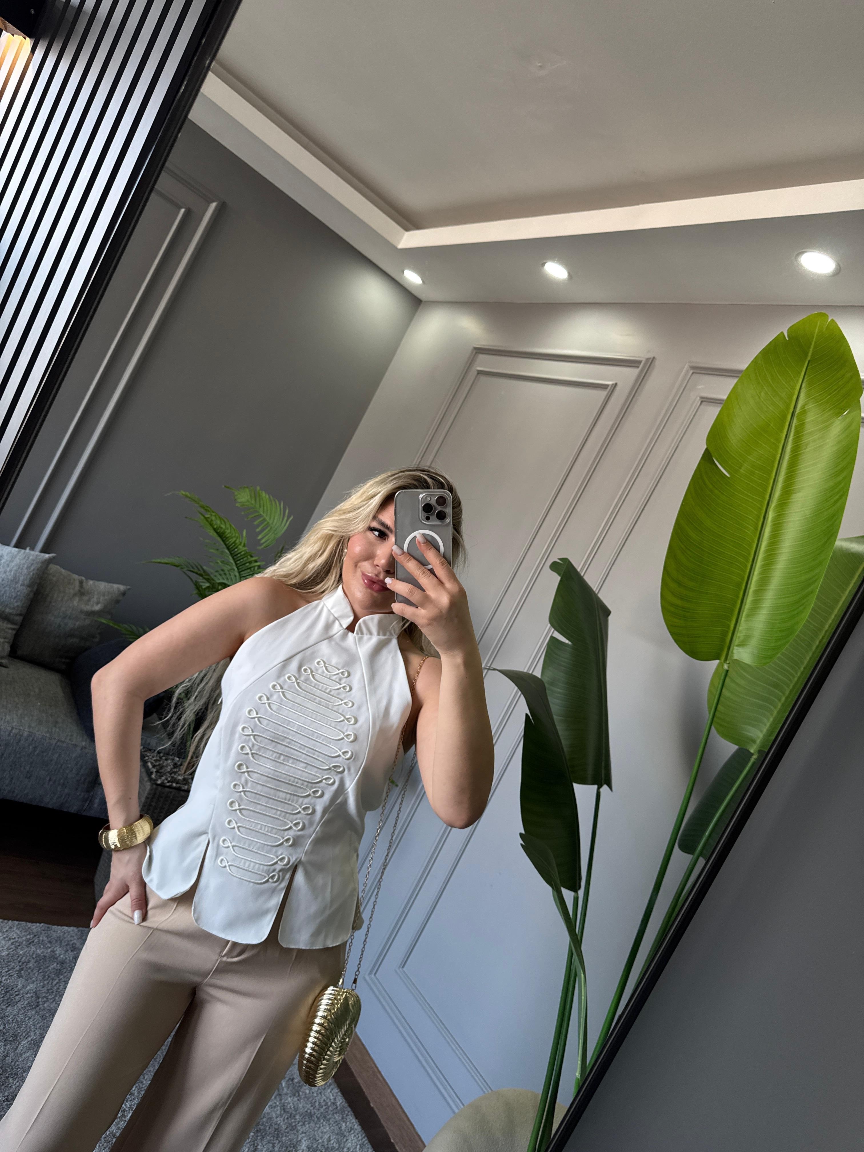 NAKIŞLI ASTARLI BLUZ 