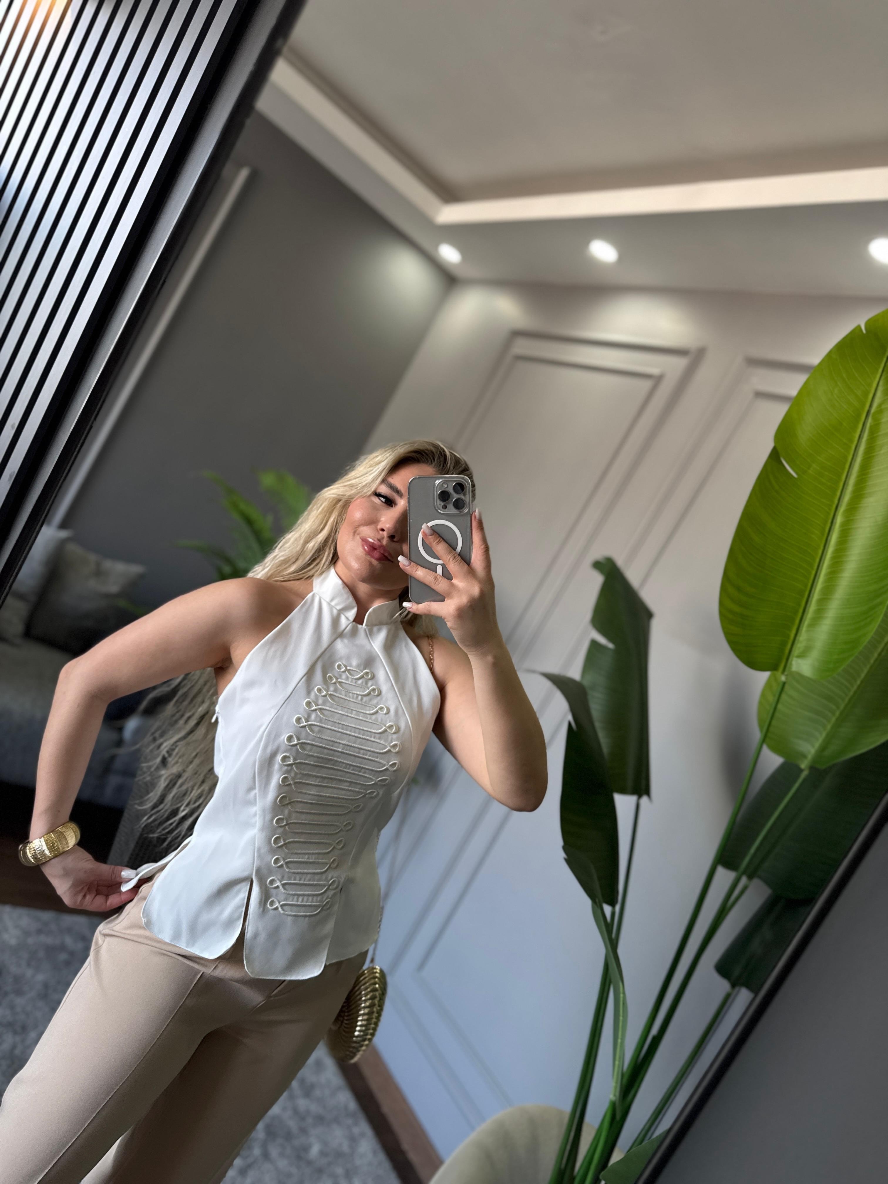 NAKIŞLI ASTARLI BLUZ 