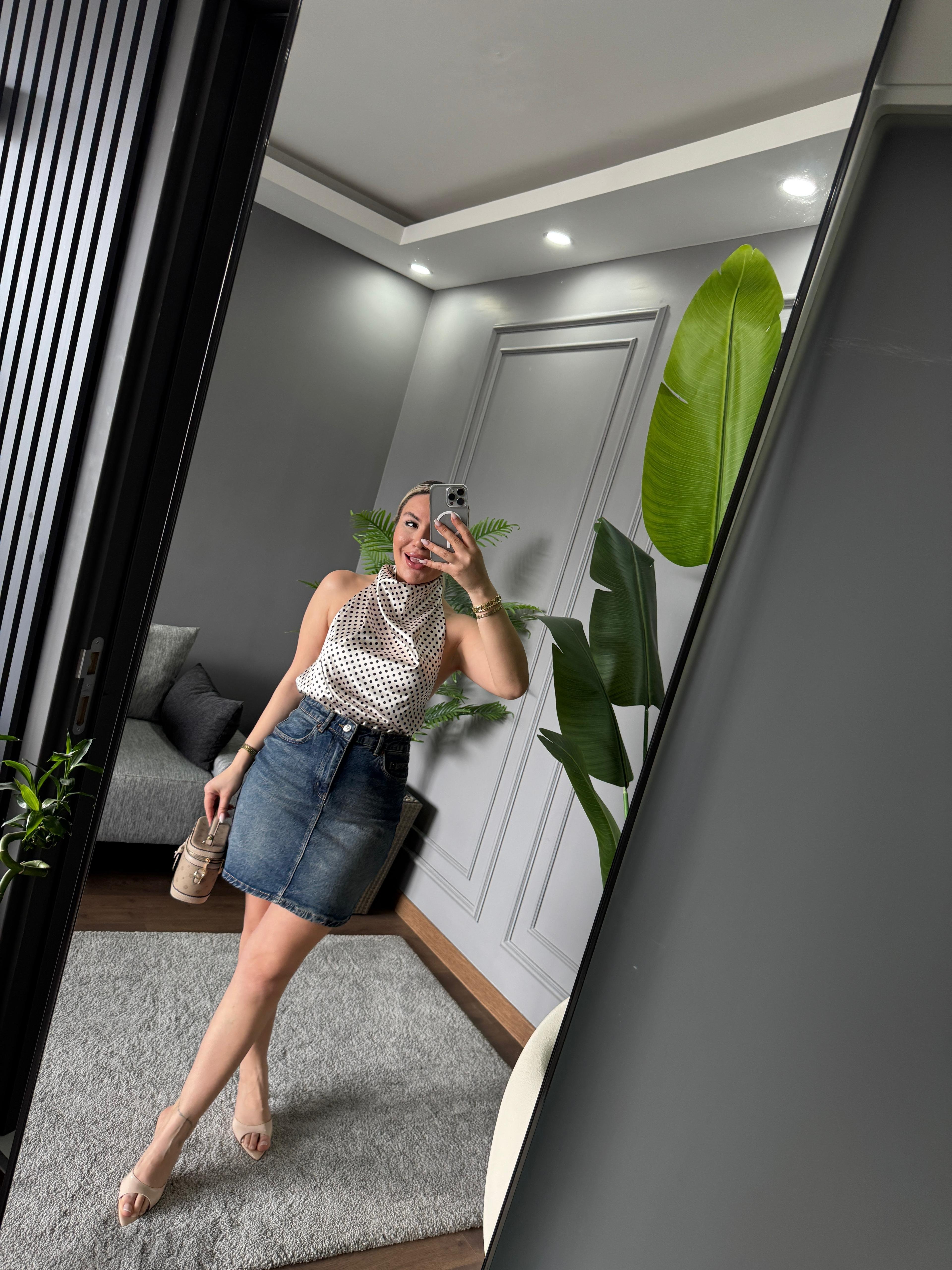 PUANTİYELİ SATEN  BLUZ 