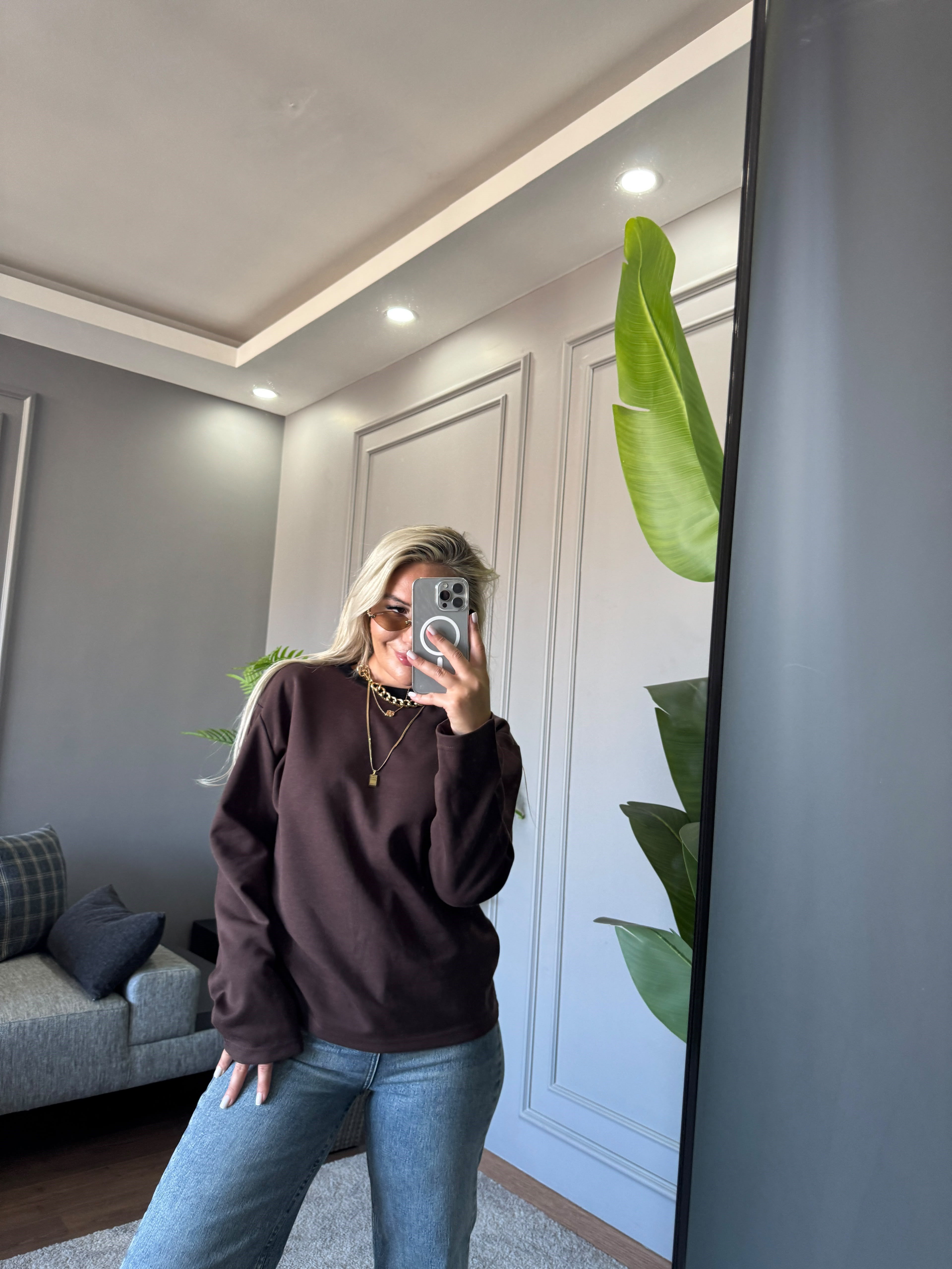ŞARDONSUZ BİYE DETAYLI SWEAT 