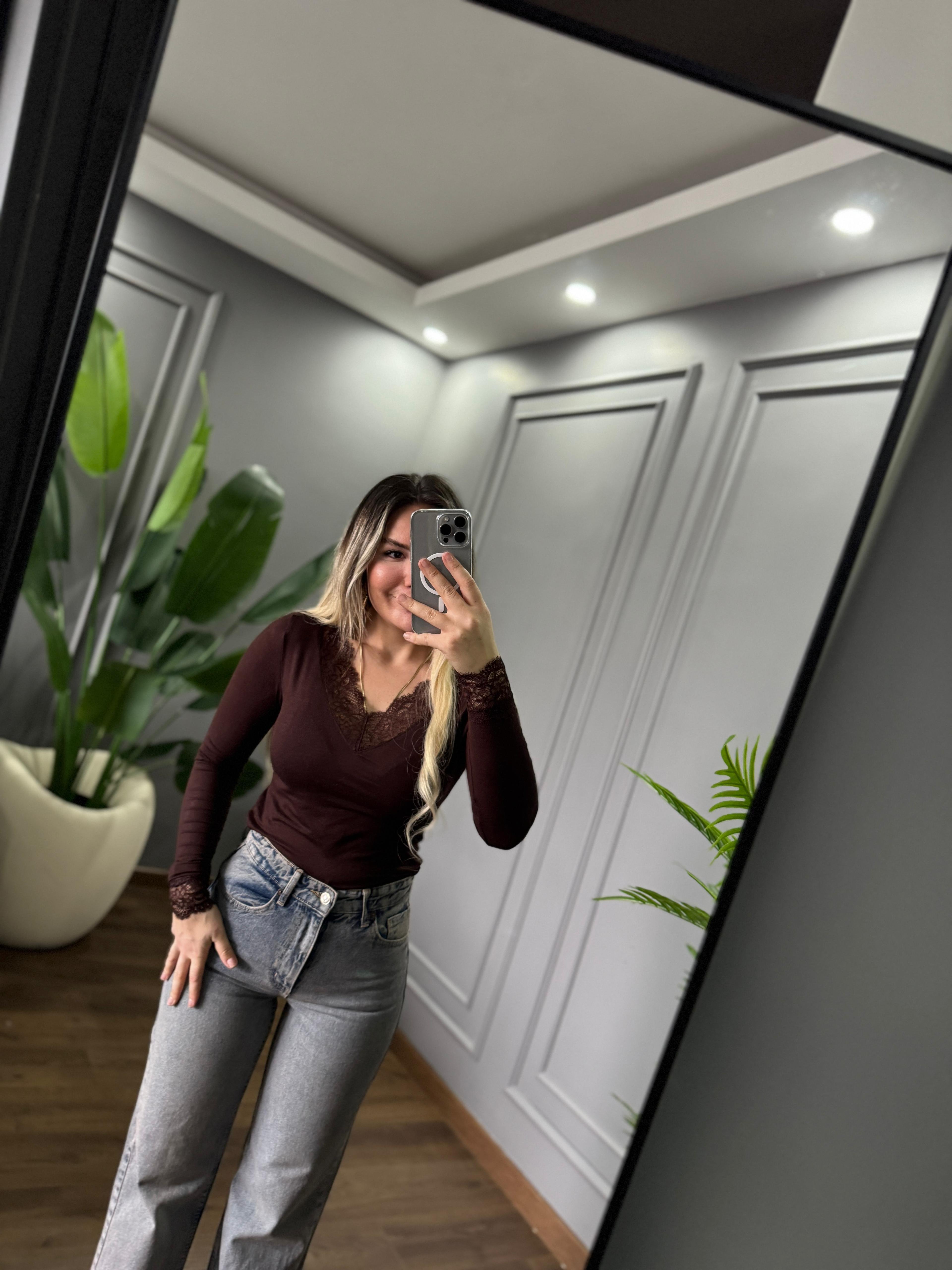 TRANSPARAN DEKOLTE BLUZ 