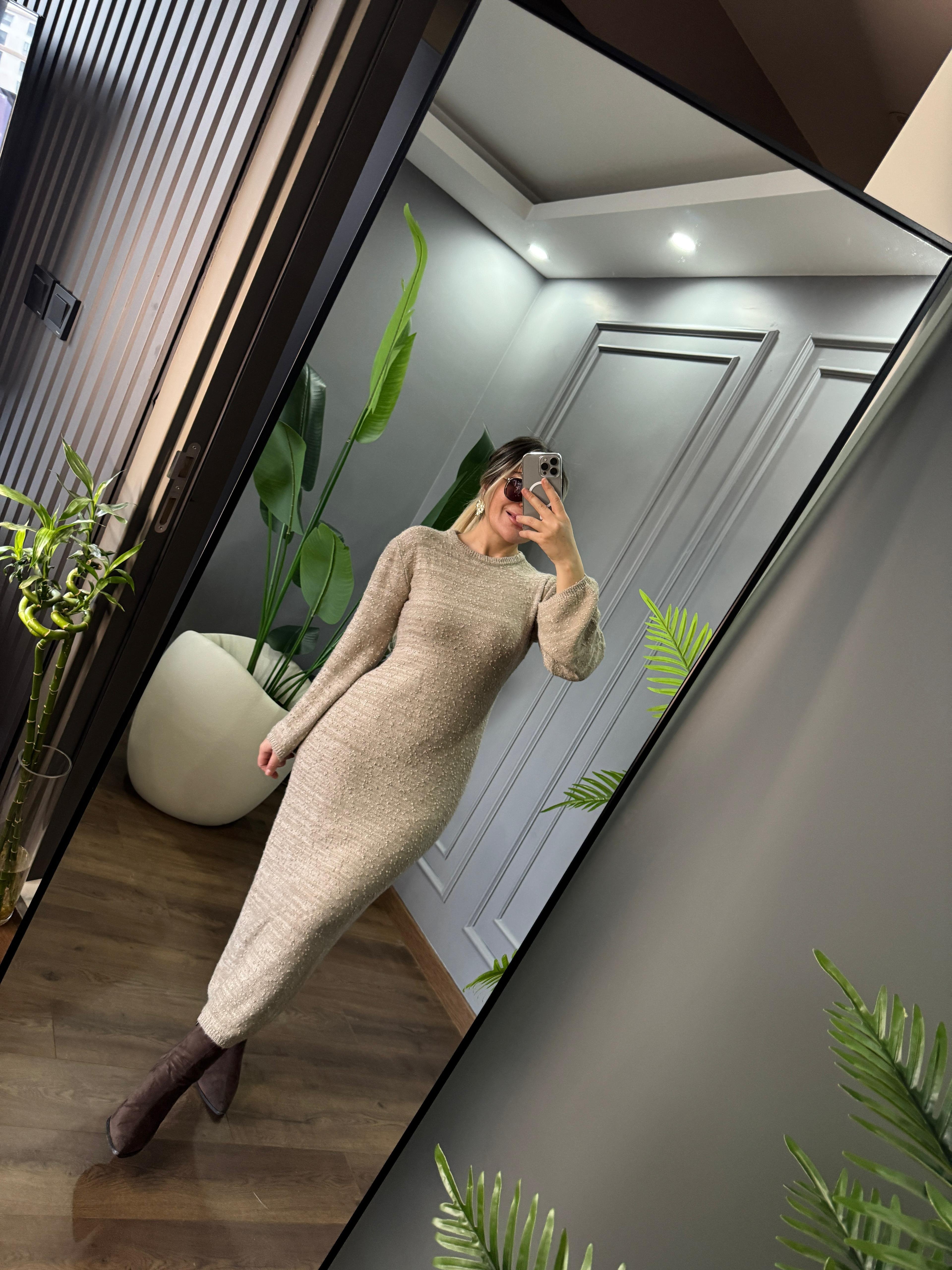 TRİKO ELBİSE