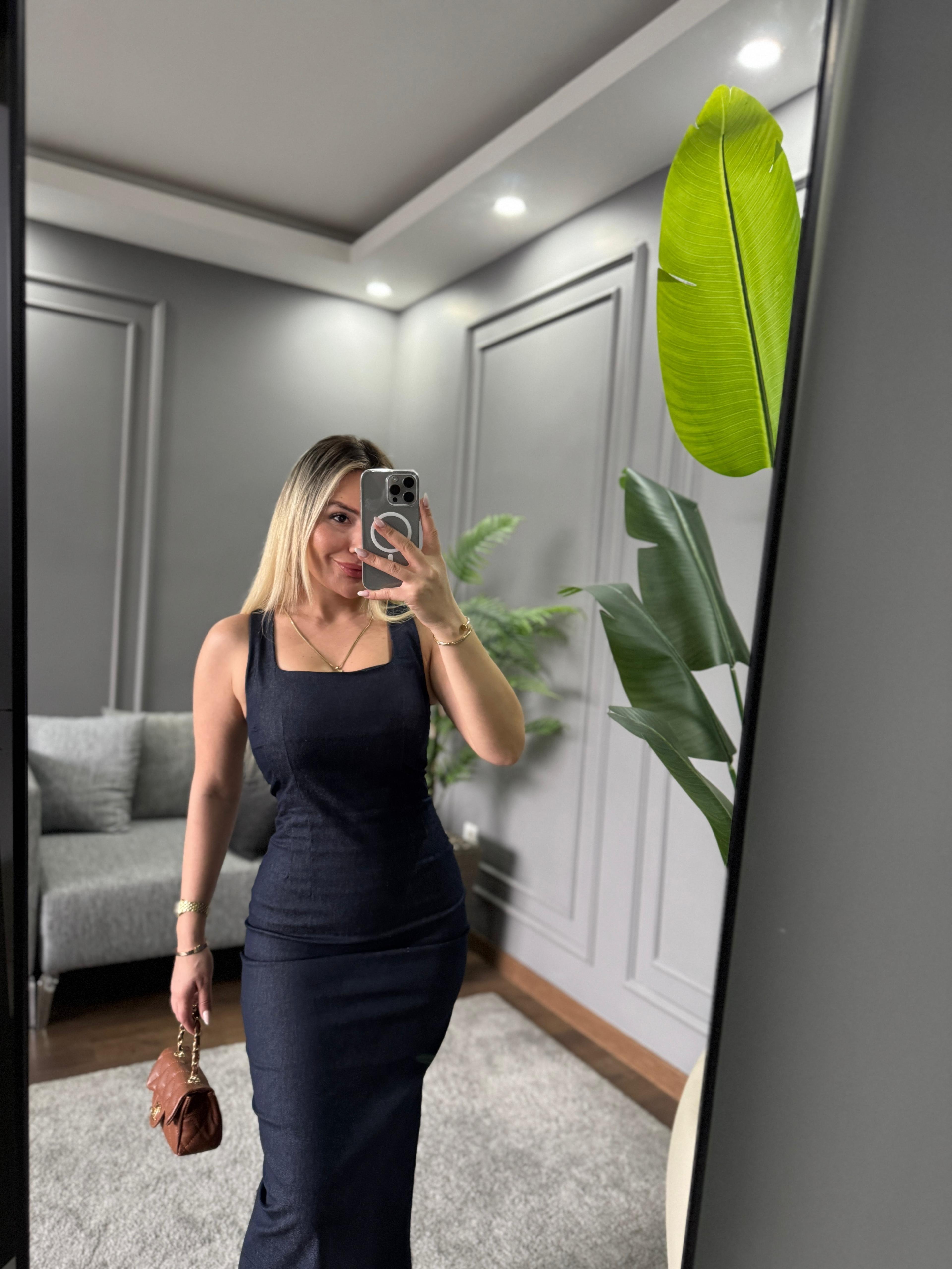 UZUN KOT ELBİSE 