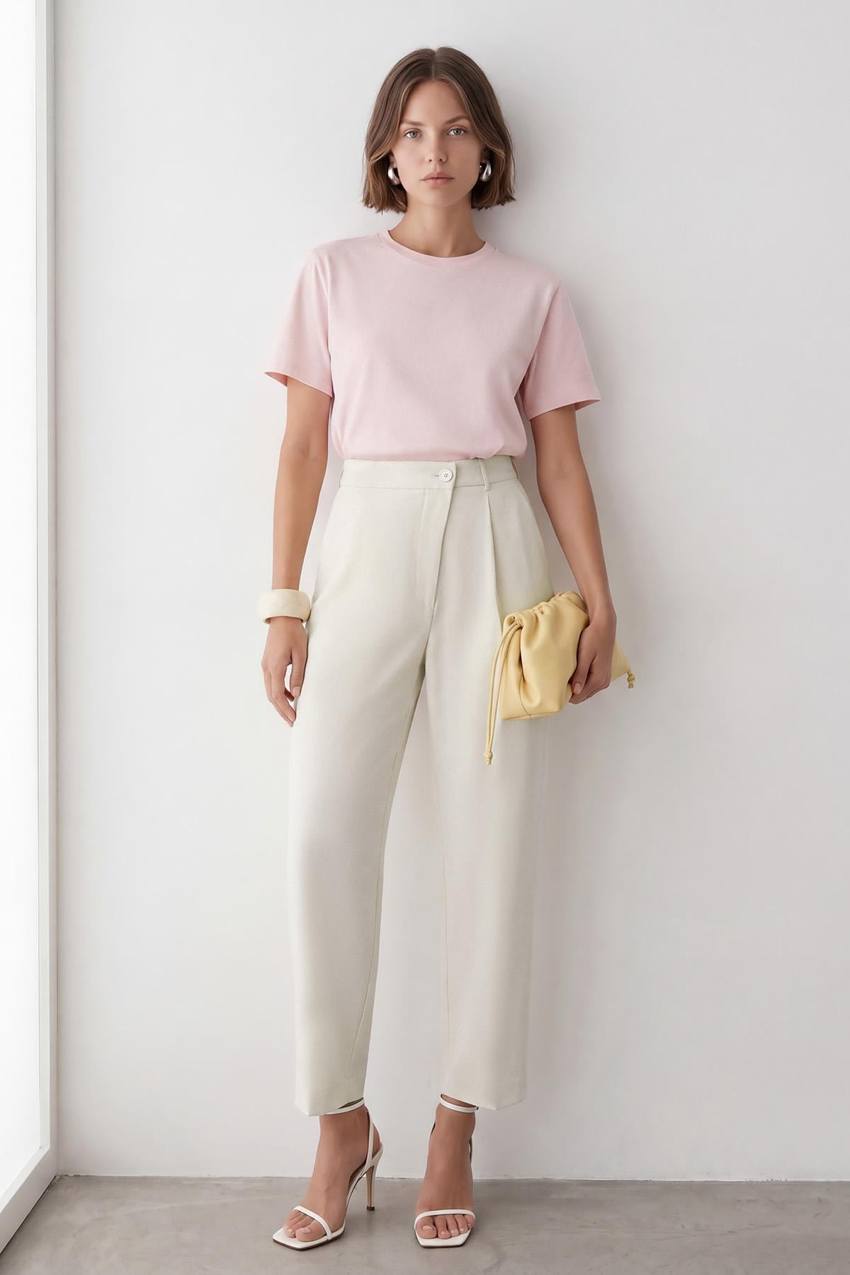 Bisiklet Yaka Basic Tişört