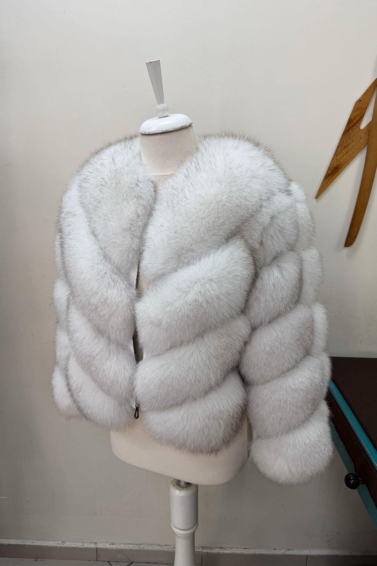 Frost Beyaz Kazuka Zig Kürk