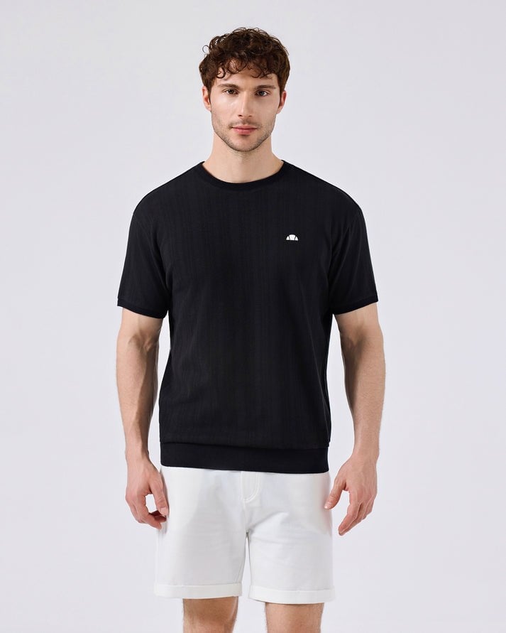 ELLESSE THURT NECK TEESiyah