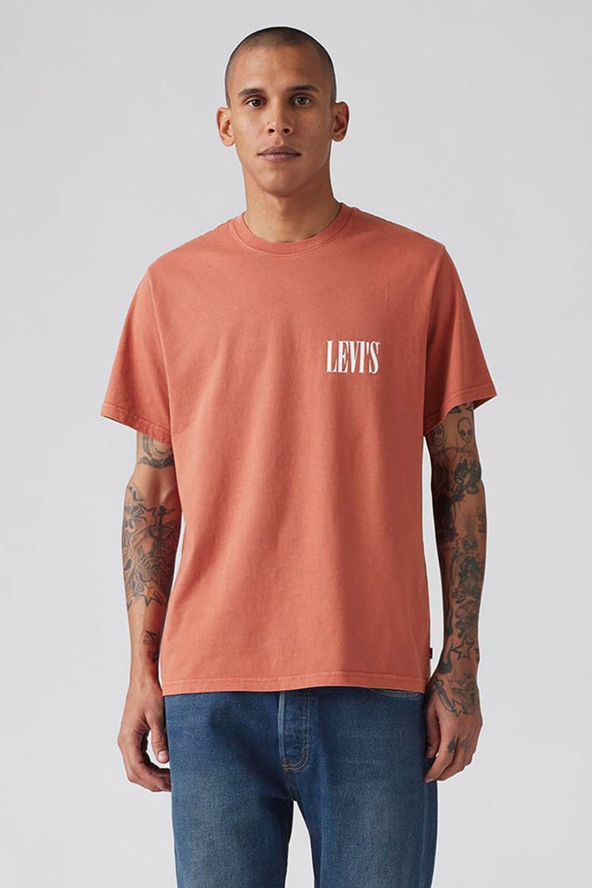 SS RELAXED FIT TEE SSNL SERIF LOGO ETRUKIRMIZI