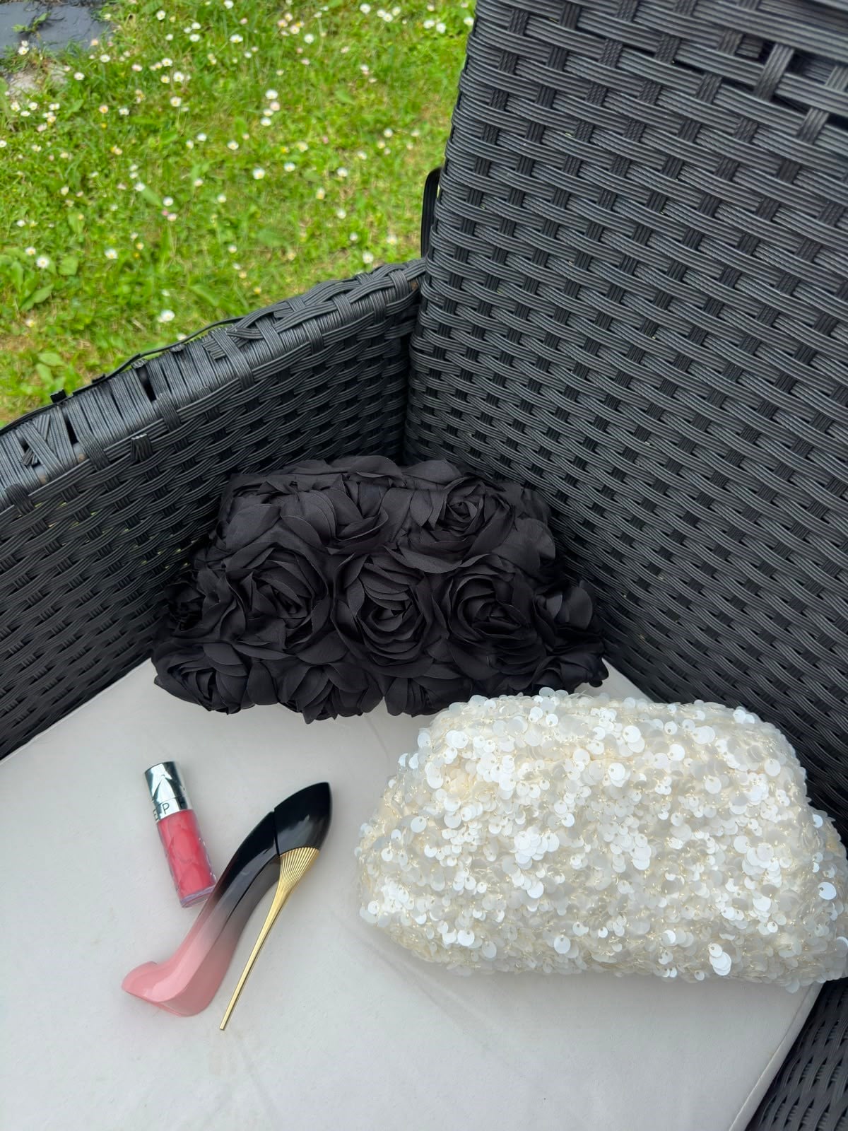 Beyaz Payet Clutch Çanta