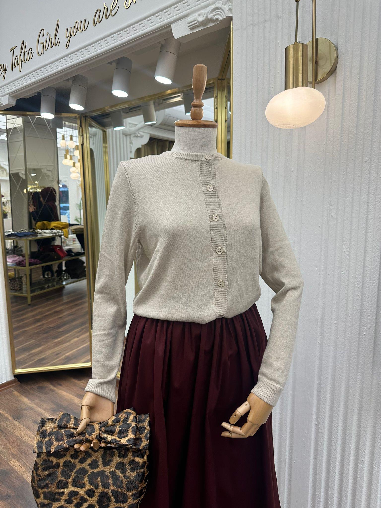 Düğmeli Triko Hırka Krem