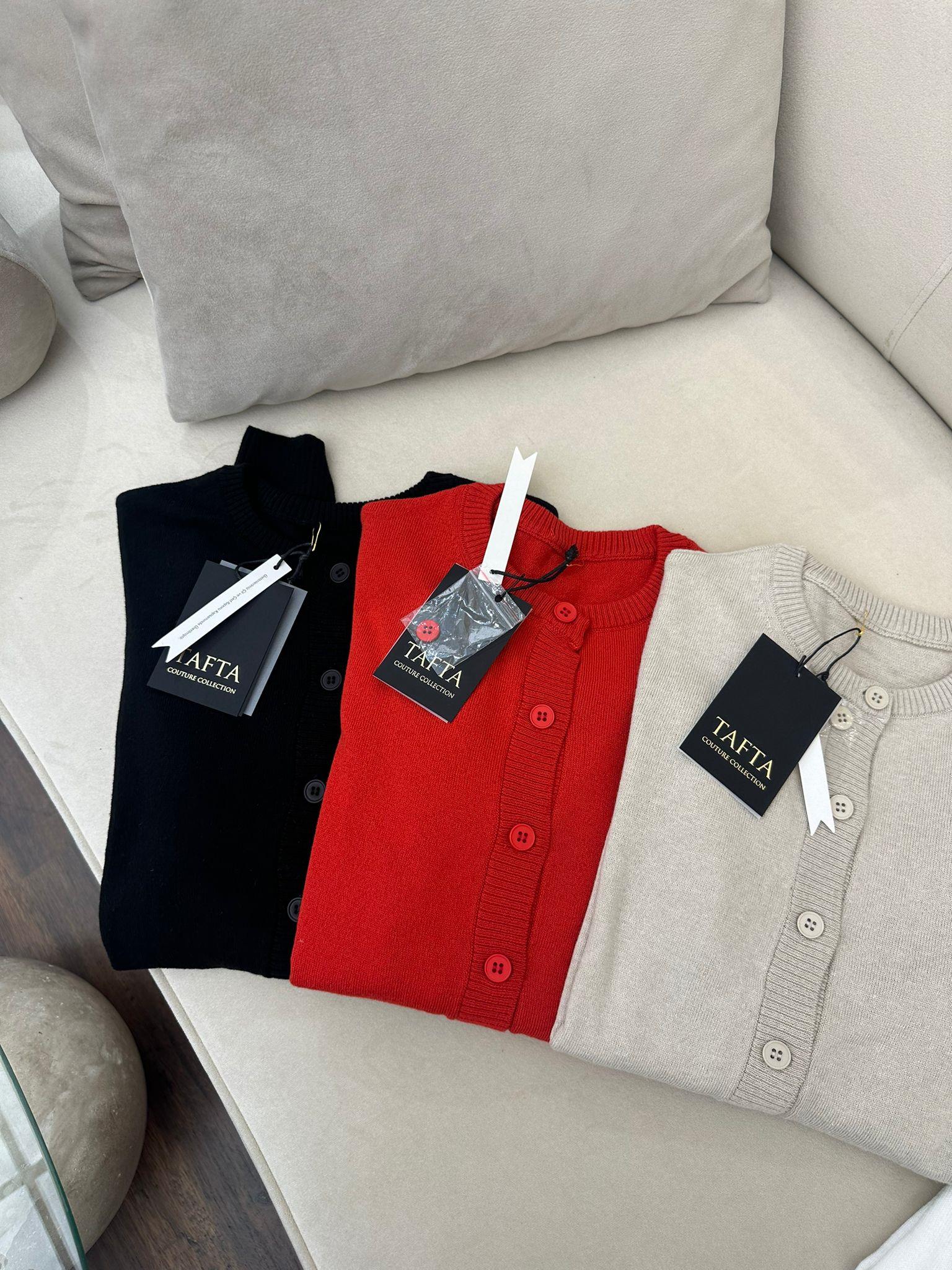 Düğmeli Triko Hırka Siyah