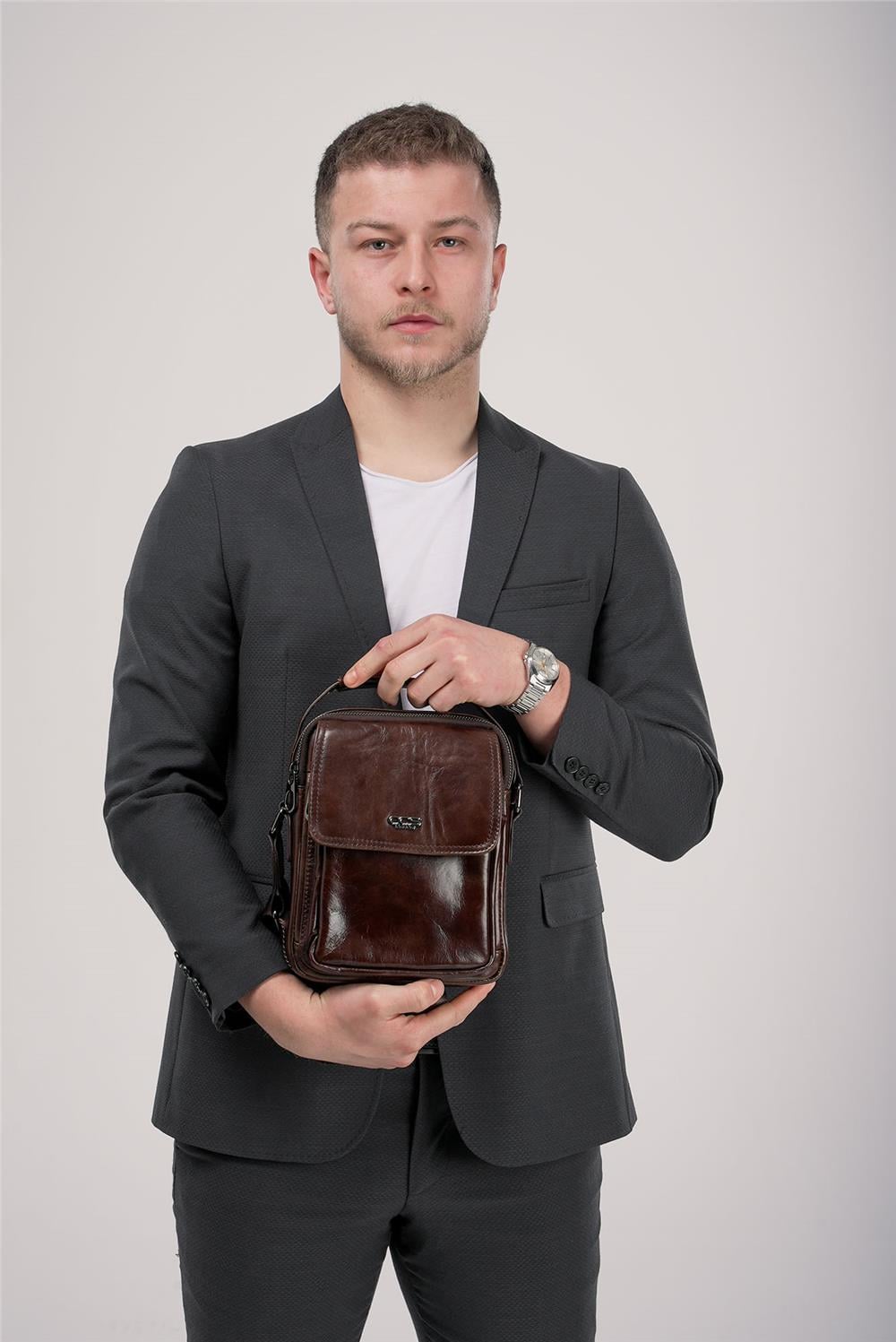 ÇÇÇS 31590 Hakiki Deri Askılı Çanta
