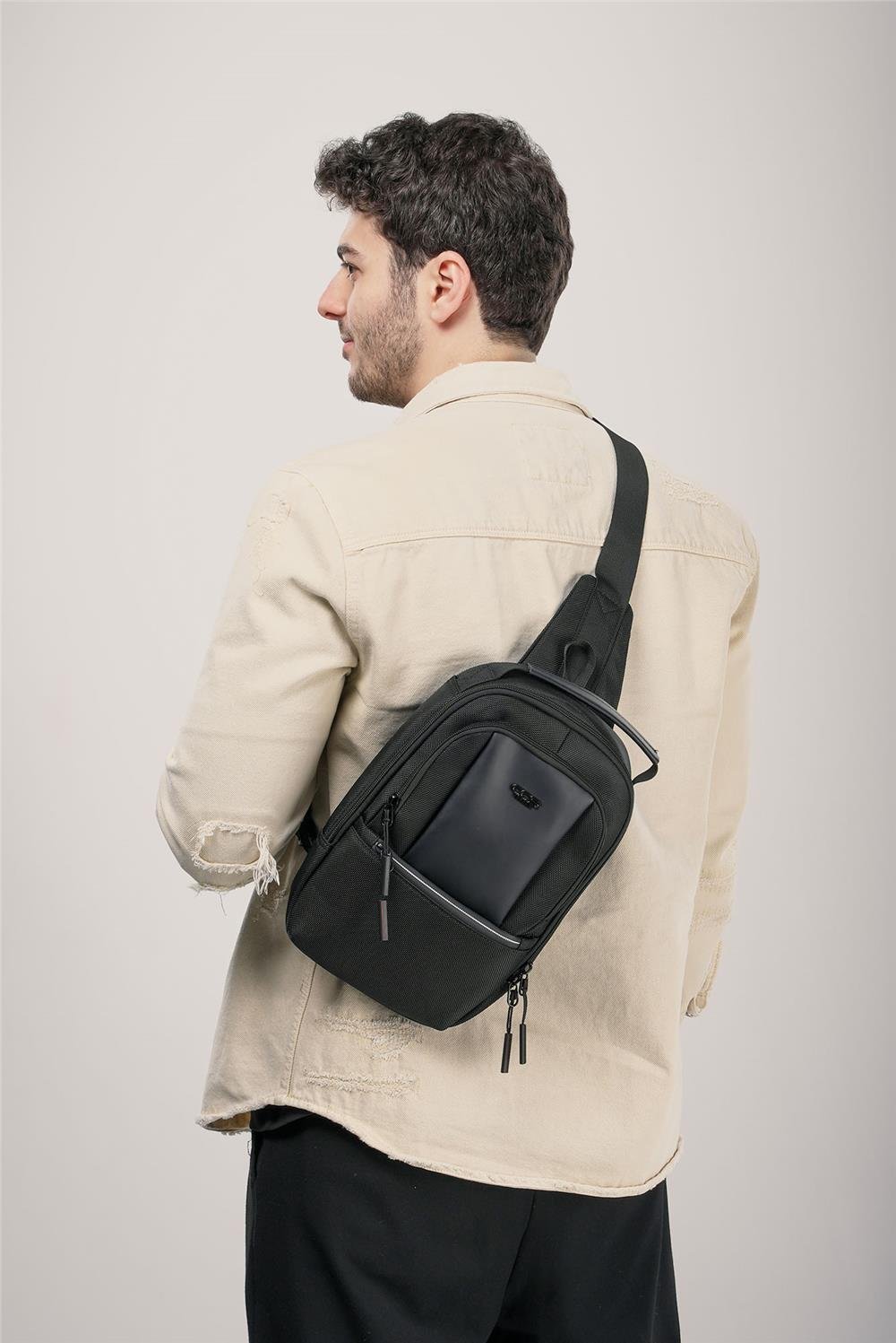 ÇÇS 31557 Tek Askılı Çapraz Çanta
