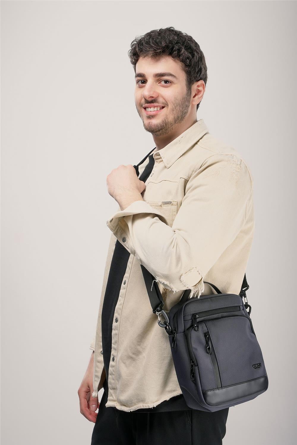 ÇÇS 31567 Askılı Çanta