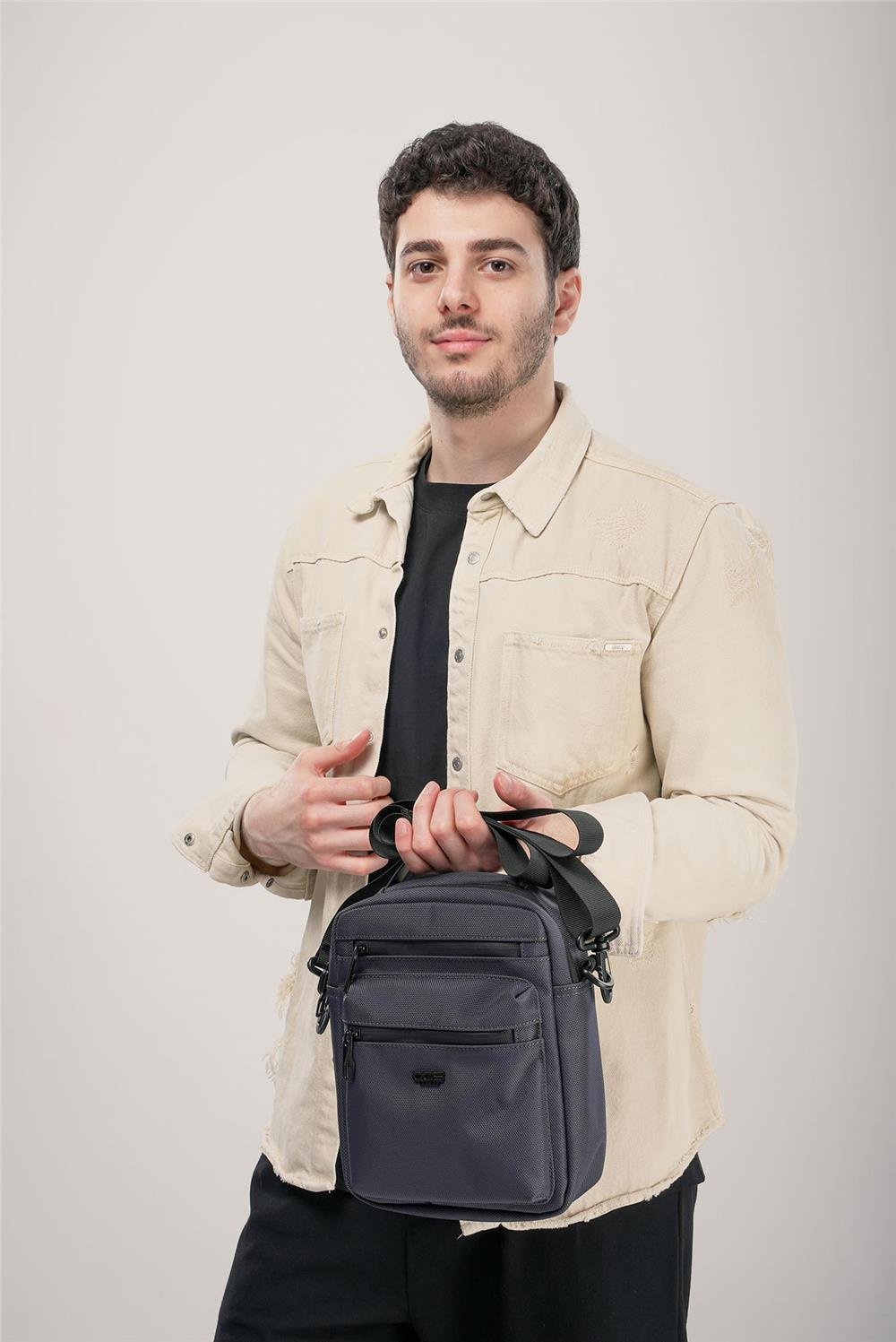 ÇÇS 31569 Askılı Çanta