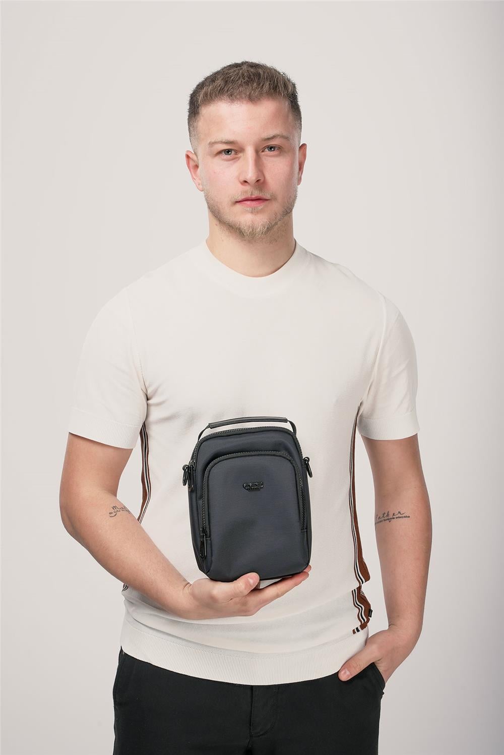 ÇÇS 31582 Askılı Çanta
