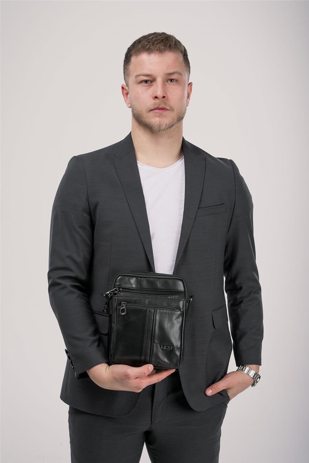 ÇÇS 31608 Hakiki Deri Askılı Çanta