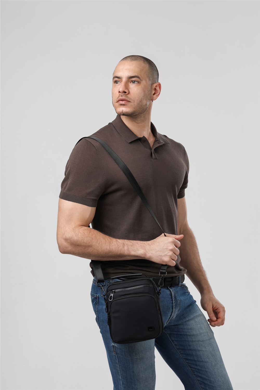 ÇÇS 31671 Askılı Çanta