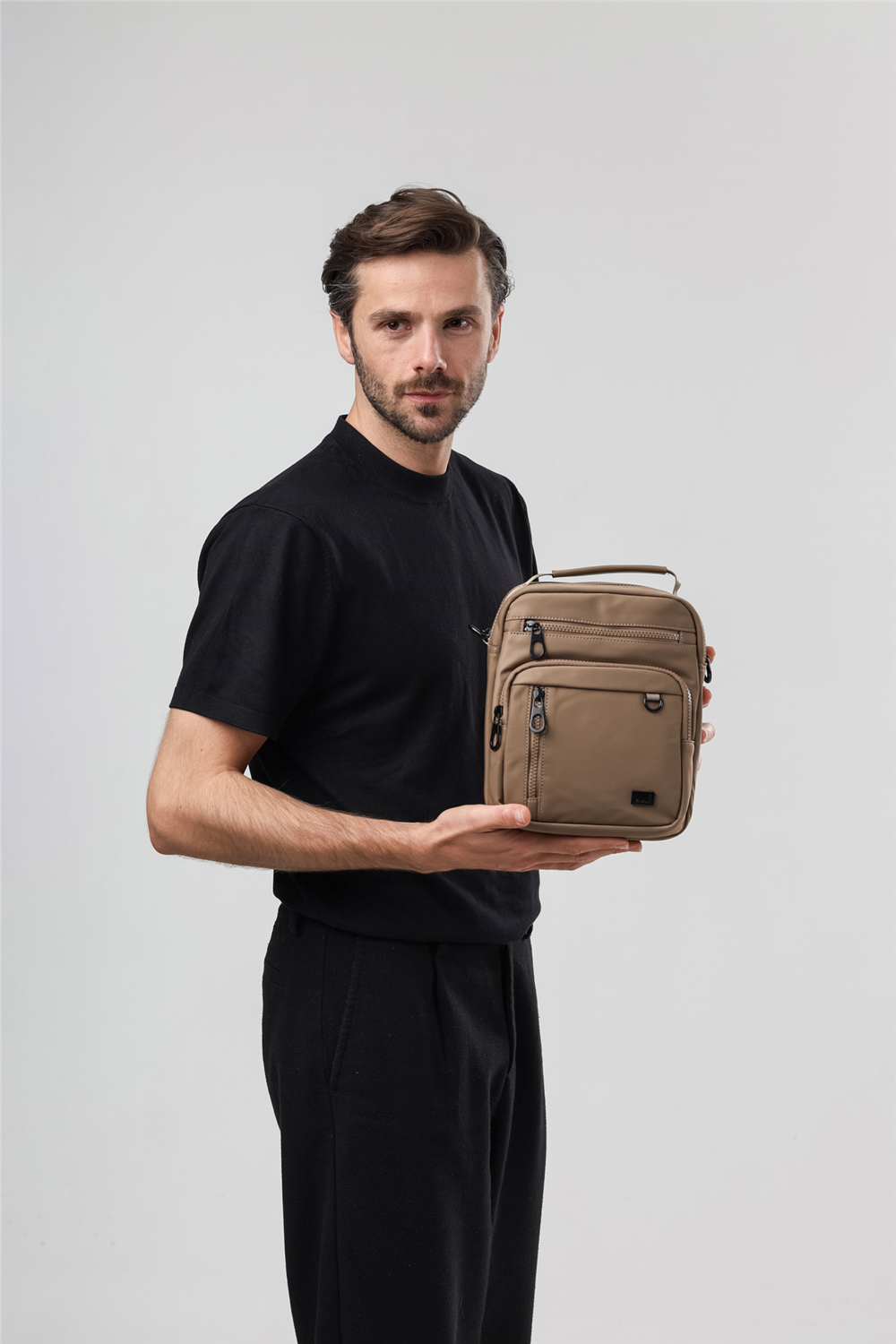 ÇÇS 31673 Askılı Çanta