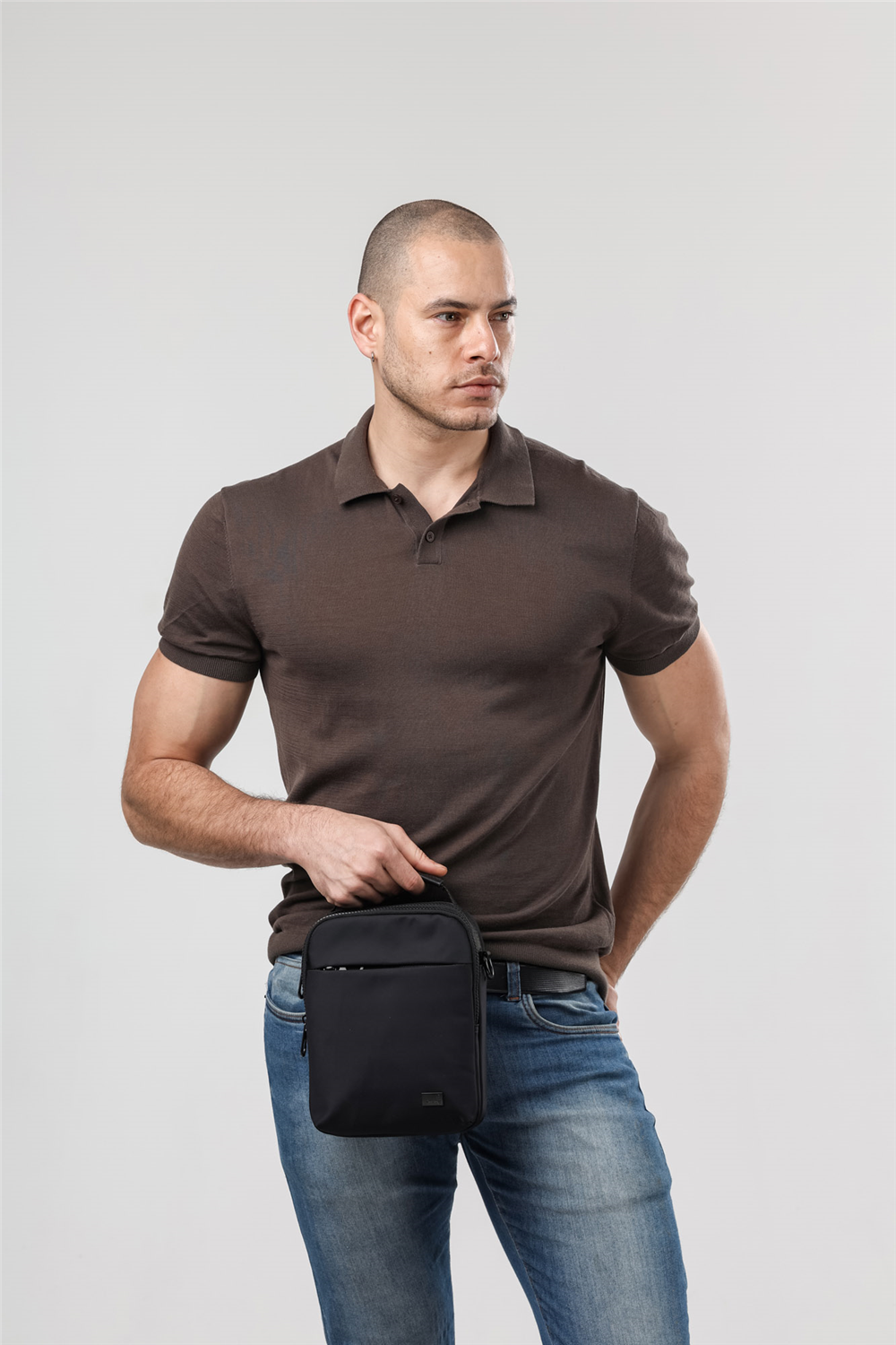 ÇÇS 31674 Askılı Çanta