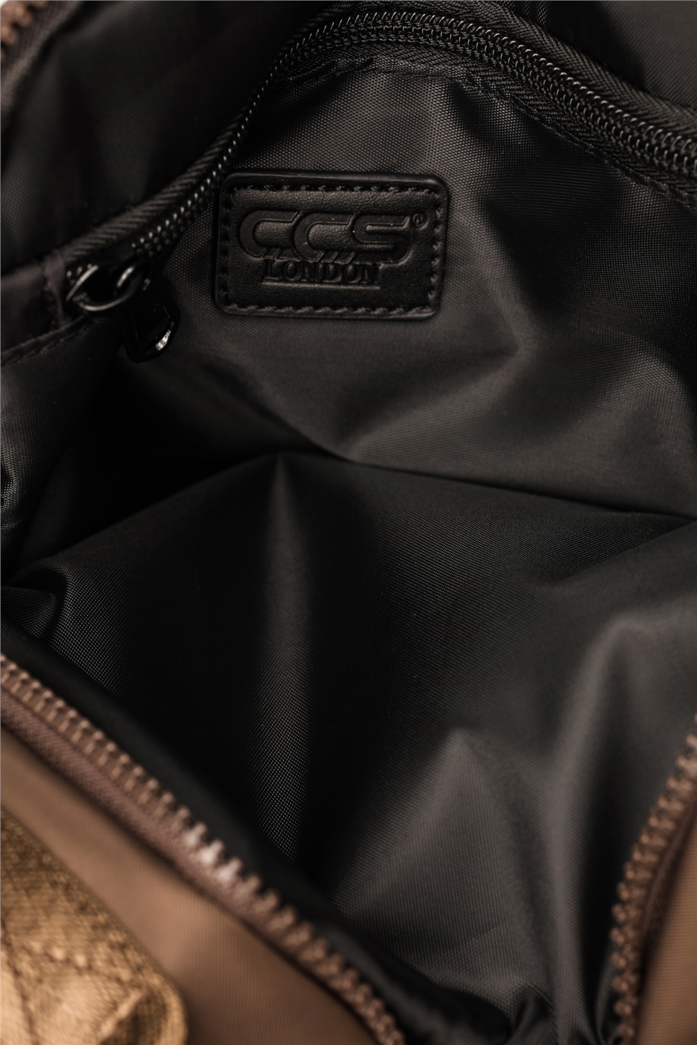 ÇÇS 31679 Askılı Çanta