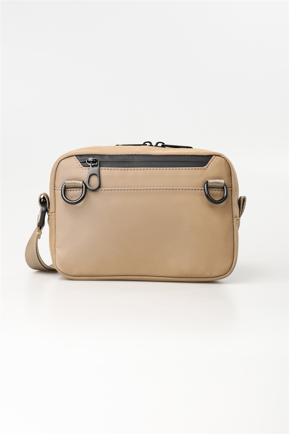 ÇÇS 31681 Askılı Çanta