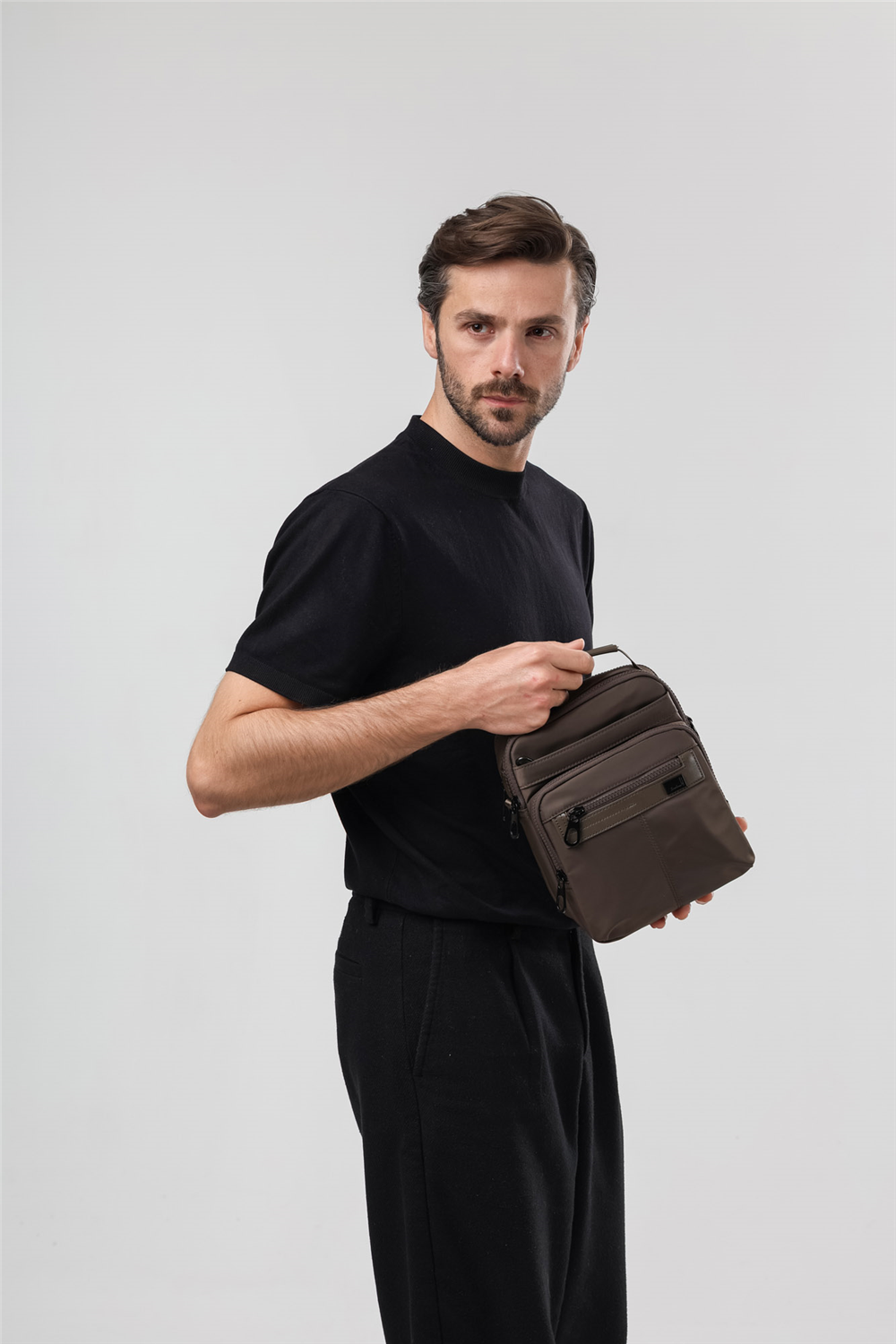 ÇÇS 31682 Askılı Çanta