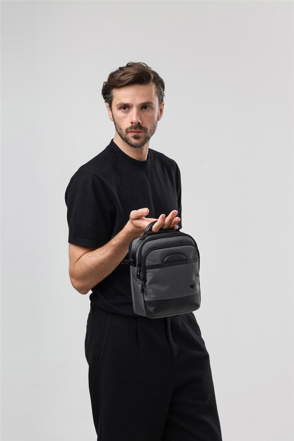 ÇÇS 31695 Askılı Çanta