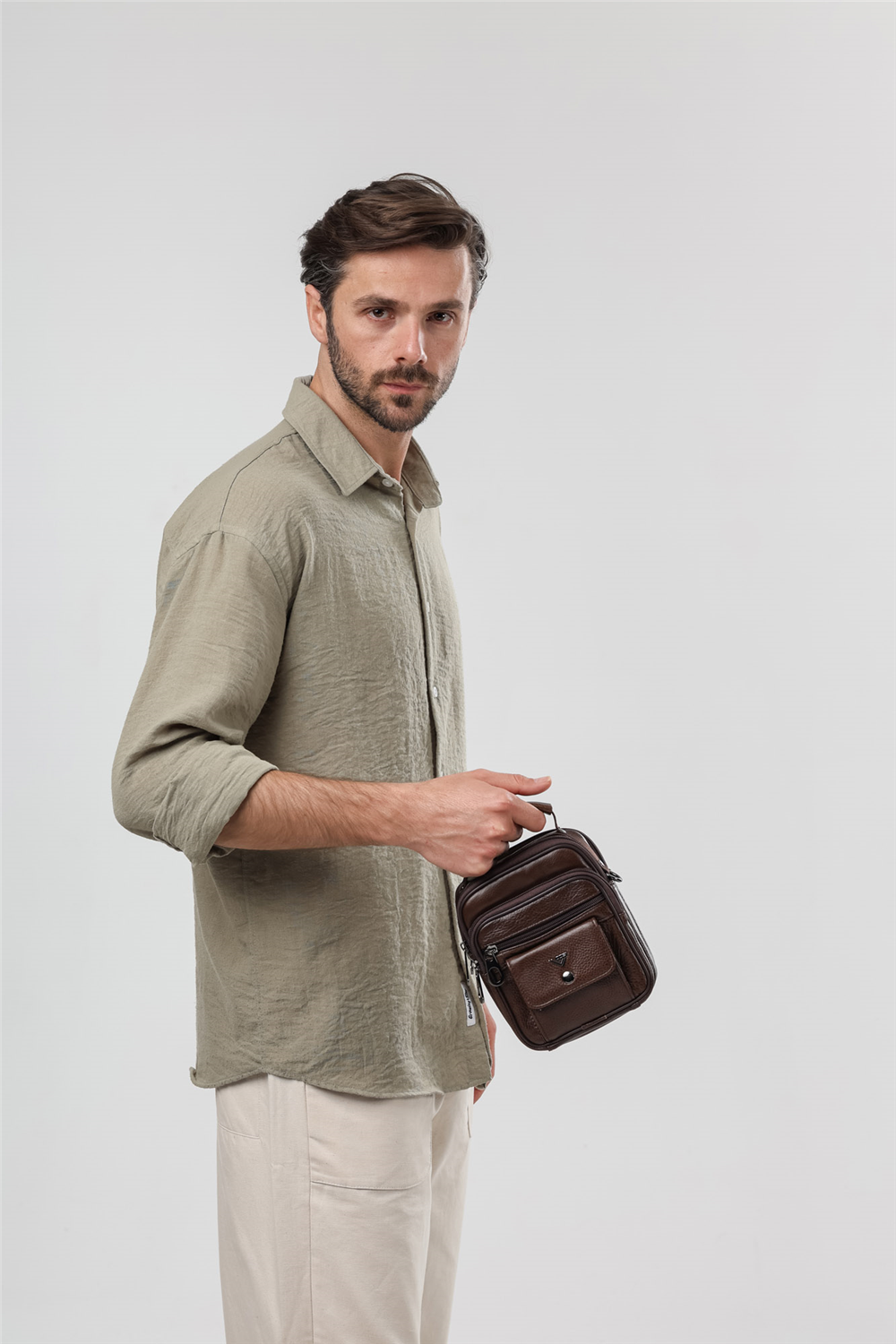 ÇÇS 31702 Hakiki Deri Askılı Çanta
