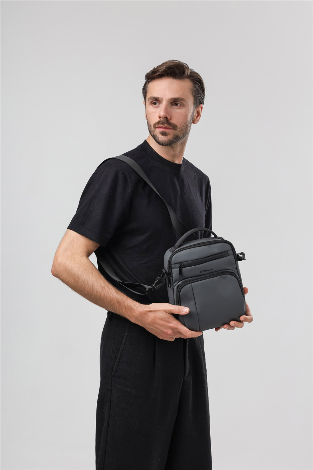 ÇÇS 31715 Askılı Çanta