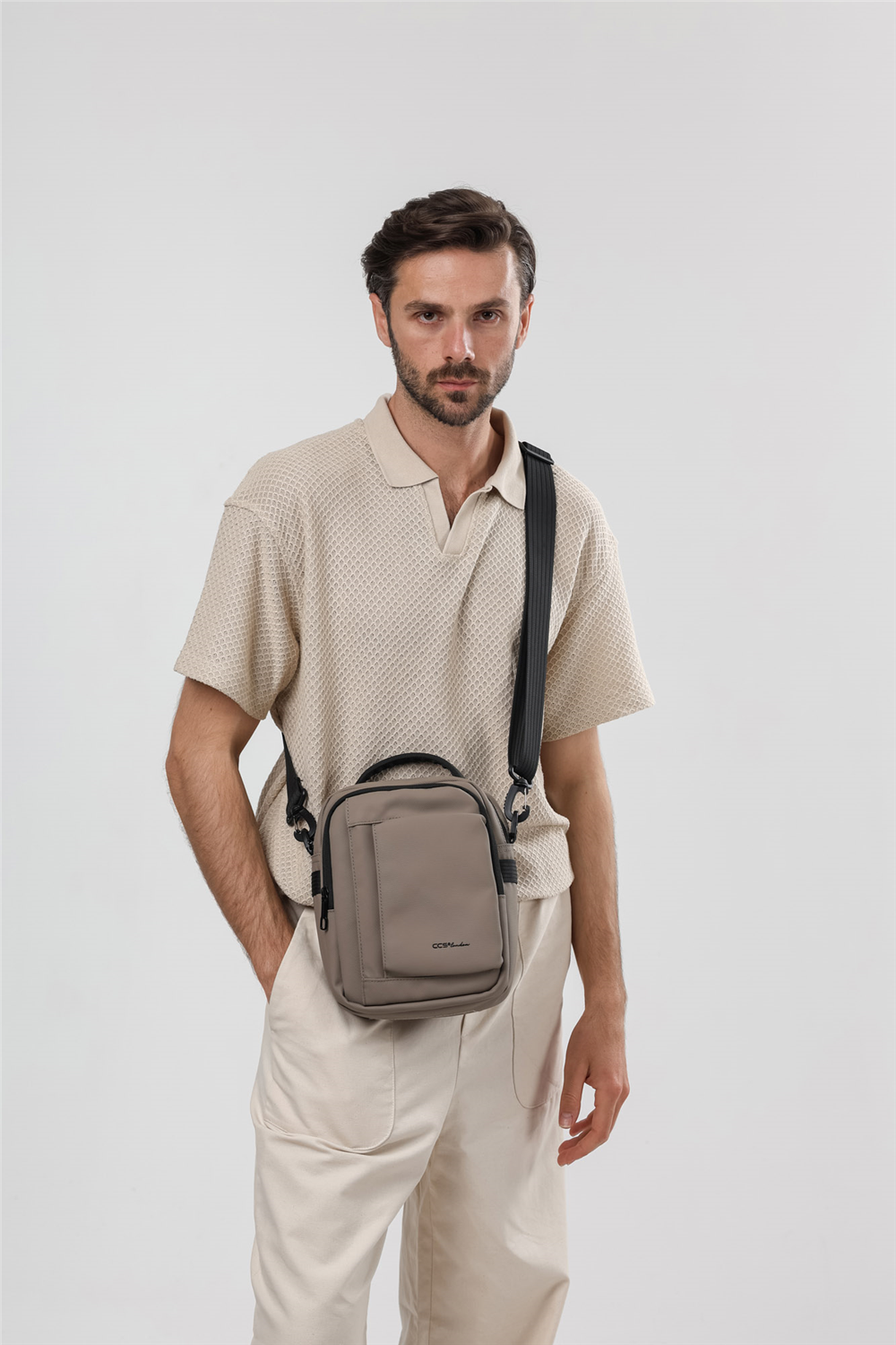 ÇÇS 31716 Askılı Çanta