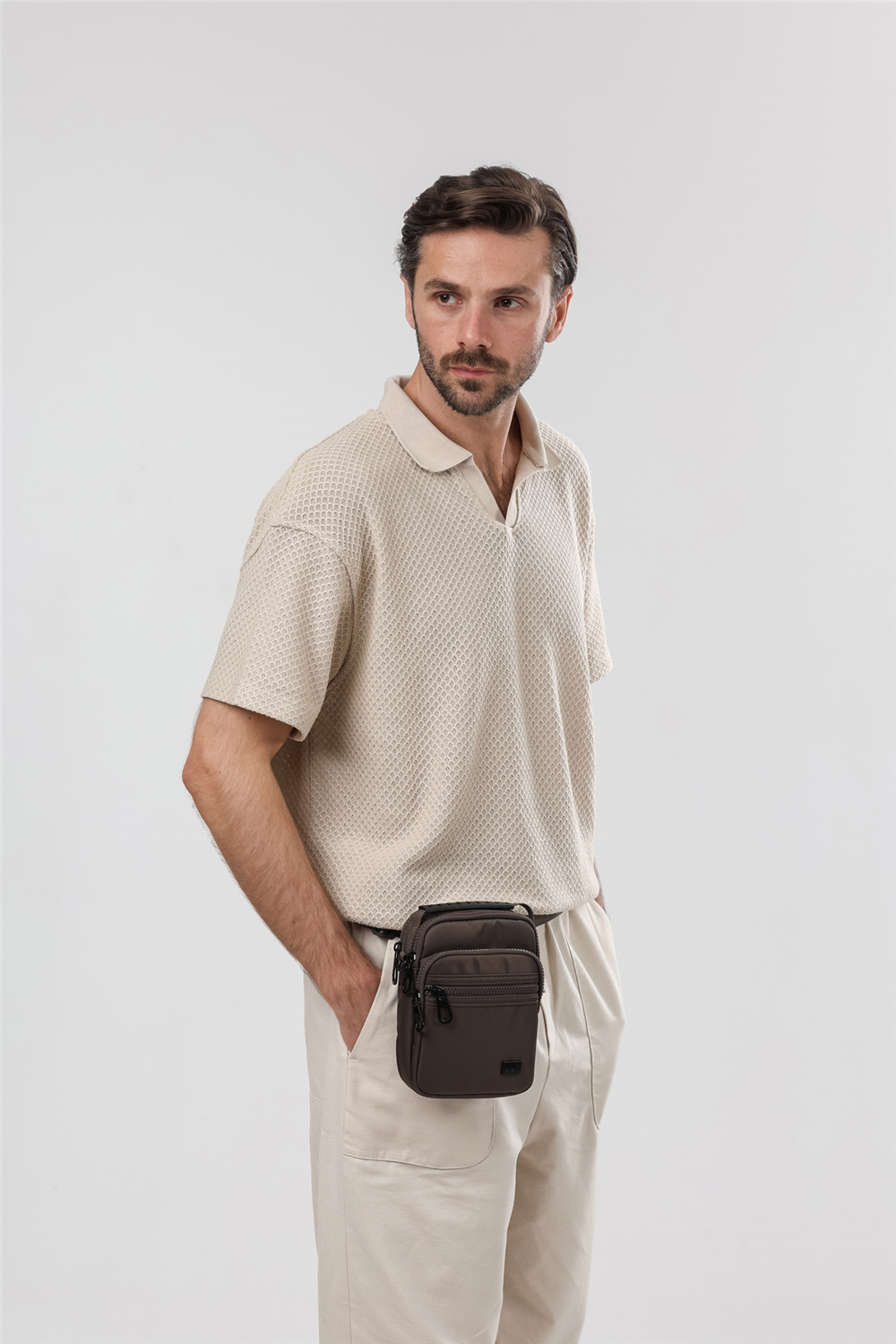 ÇÇS 31720 Askılı Çanta