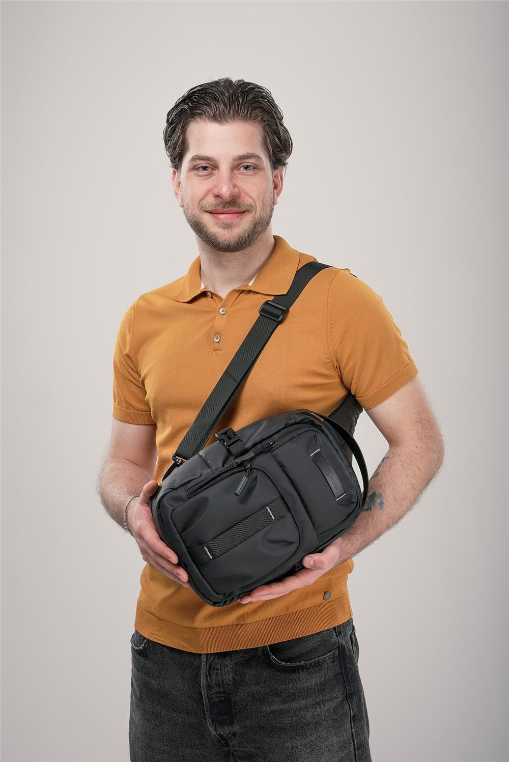 ÇÇS 51831 Tek Askılı Çapraz Çanta