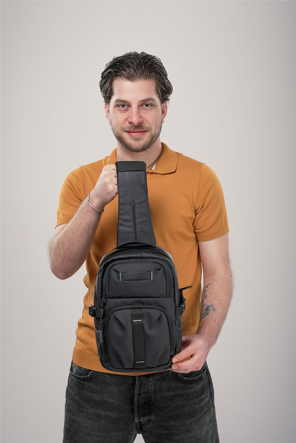 ÇÇS 51831 Tek Askılı Çapraz Çanta
