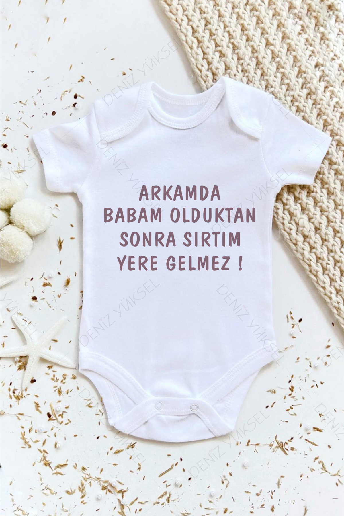 Arkamda Babam Var Body