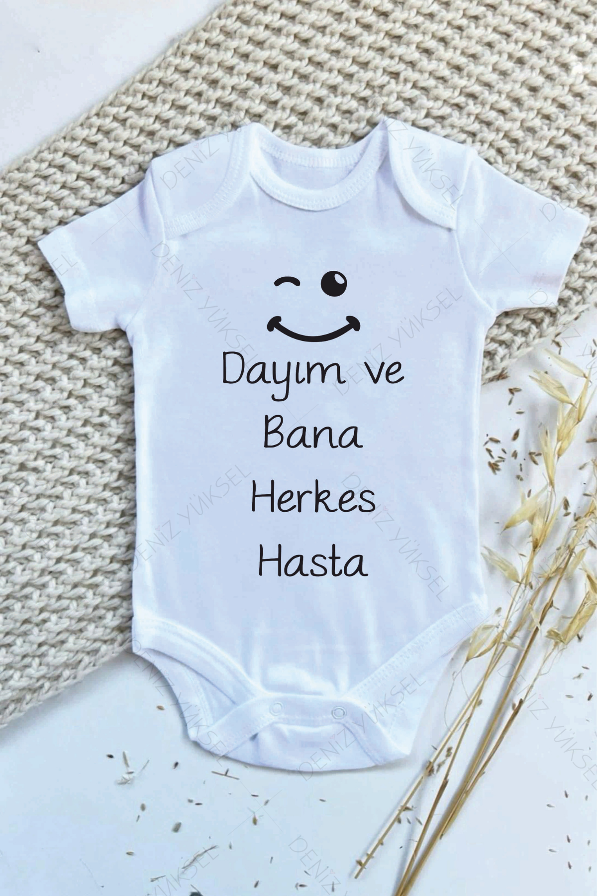 Dayım Ve Bana Herkes Hasta Body