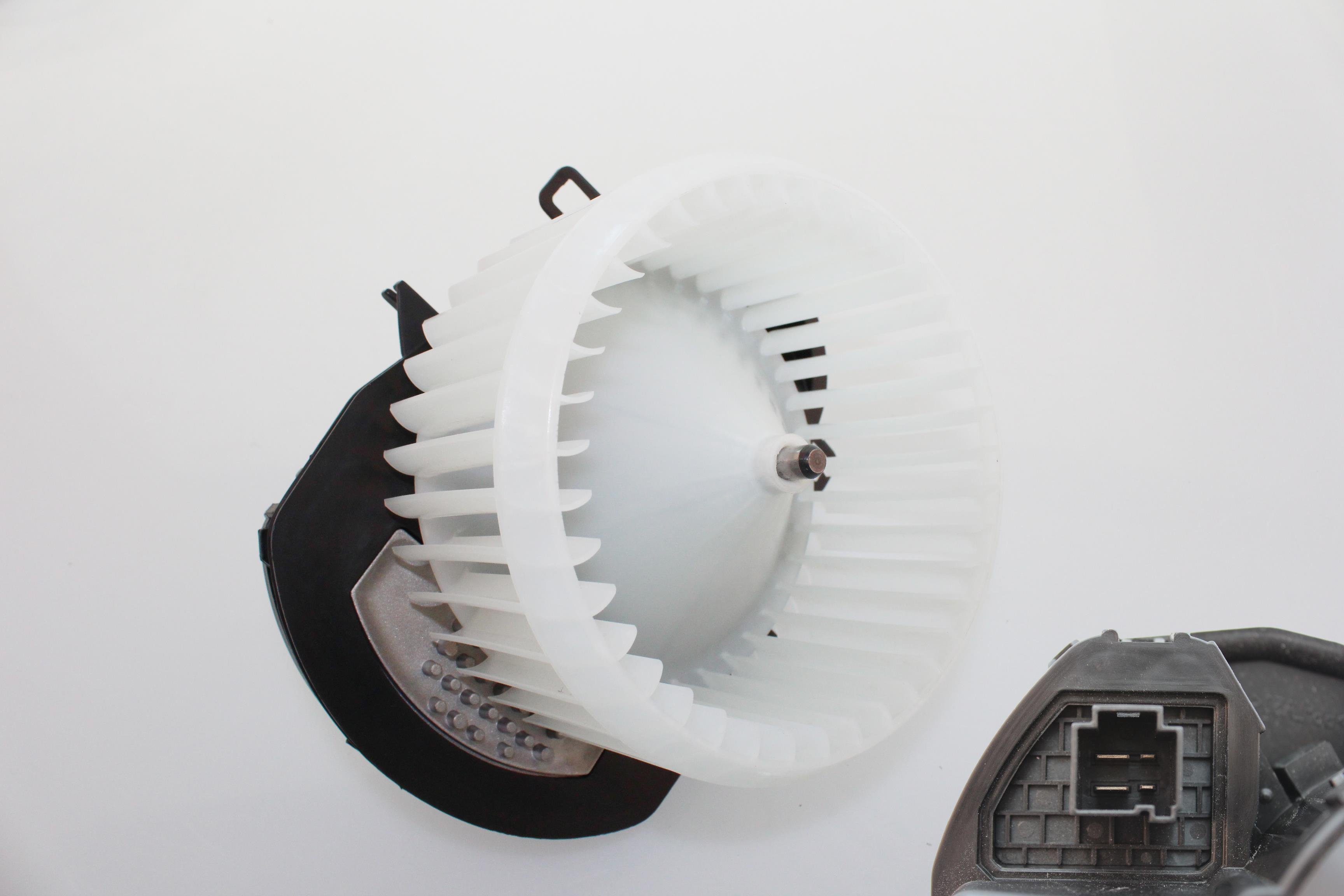 KALORİFER MOTORU TOUAREG (KONTROL ÜNİTELİ)