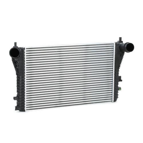 RADYATÖR INTERCOLER -VW CADDY 11- GOLF 09- PASSAT 13- AUDI A3 09-13 SEAT LEON 06-10 (625x400x32)