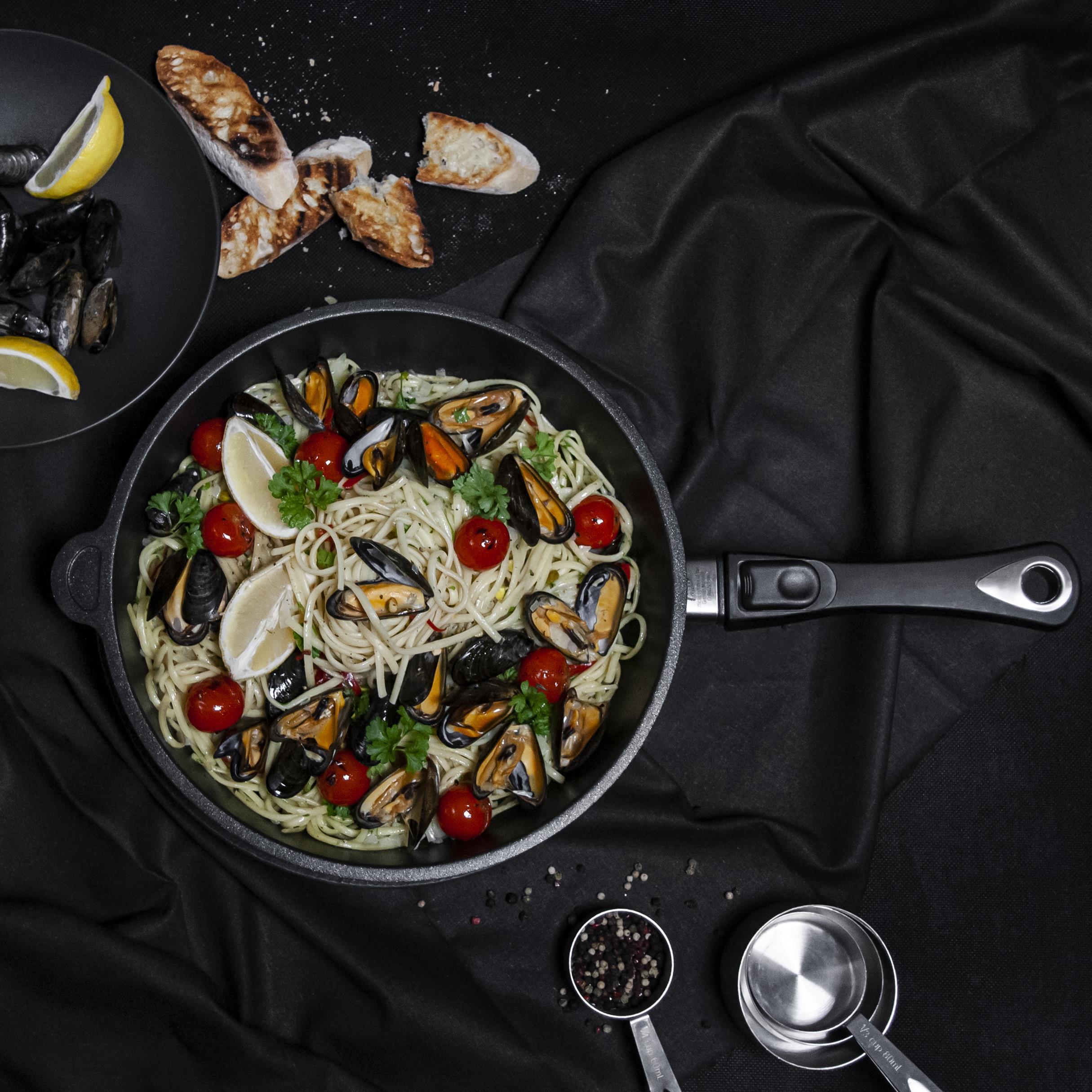 AMT 1030SE Döküm Wok Tava 30cm, h:10cm 2,7Lt