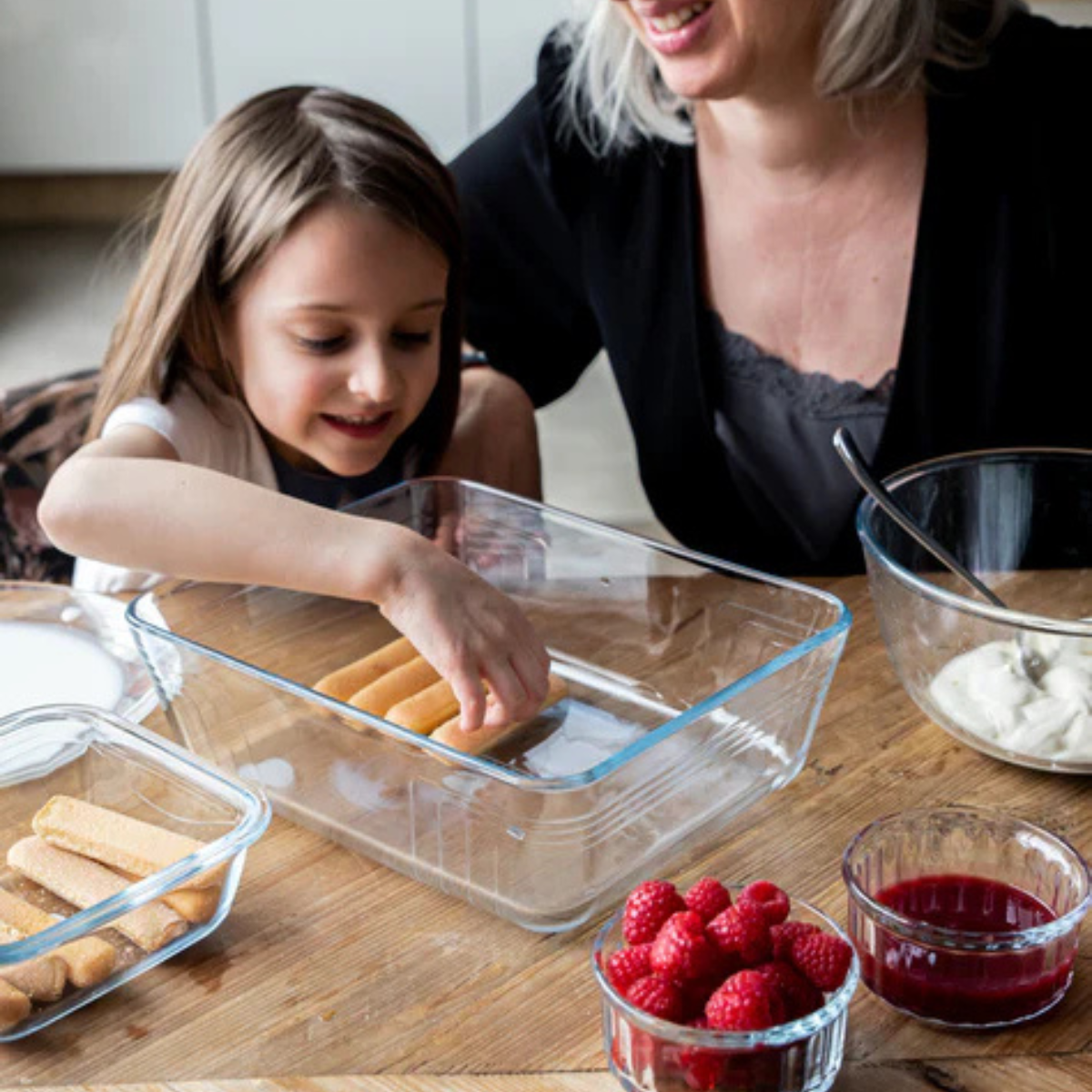 PYREX 243P000/7046 KAPAKLI DİKDÖRTGEN SAKLAMA KABI 2,6L