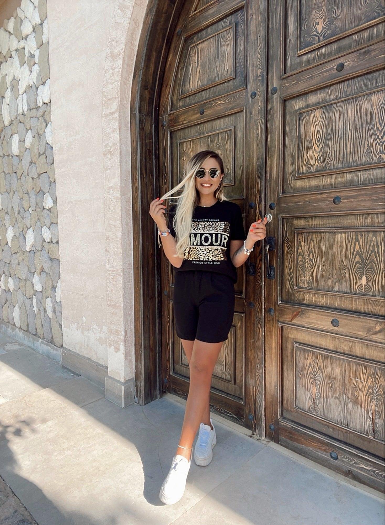 Amour Baskı Taşlı Siyah Tshirt